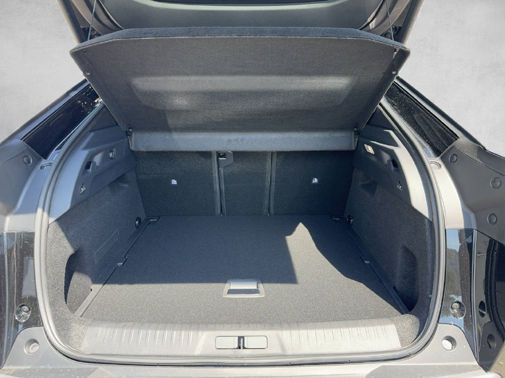 PEUGEOT 3008 1.2 Hybrid GT MHVE-image-5