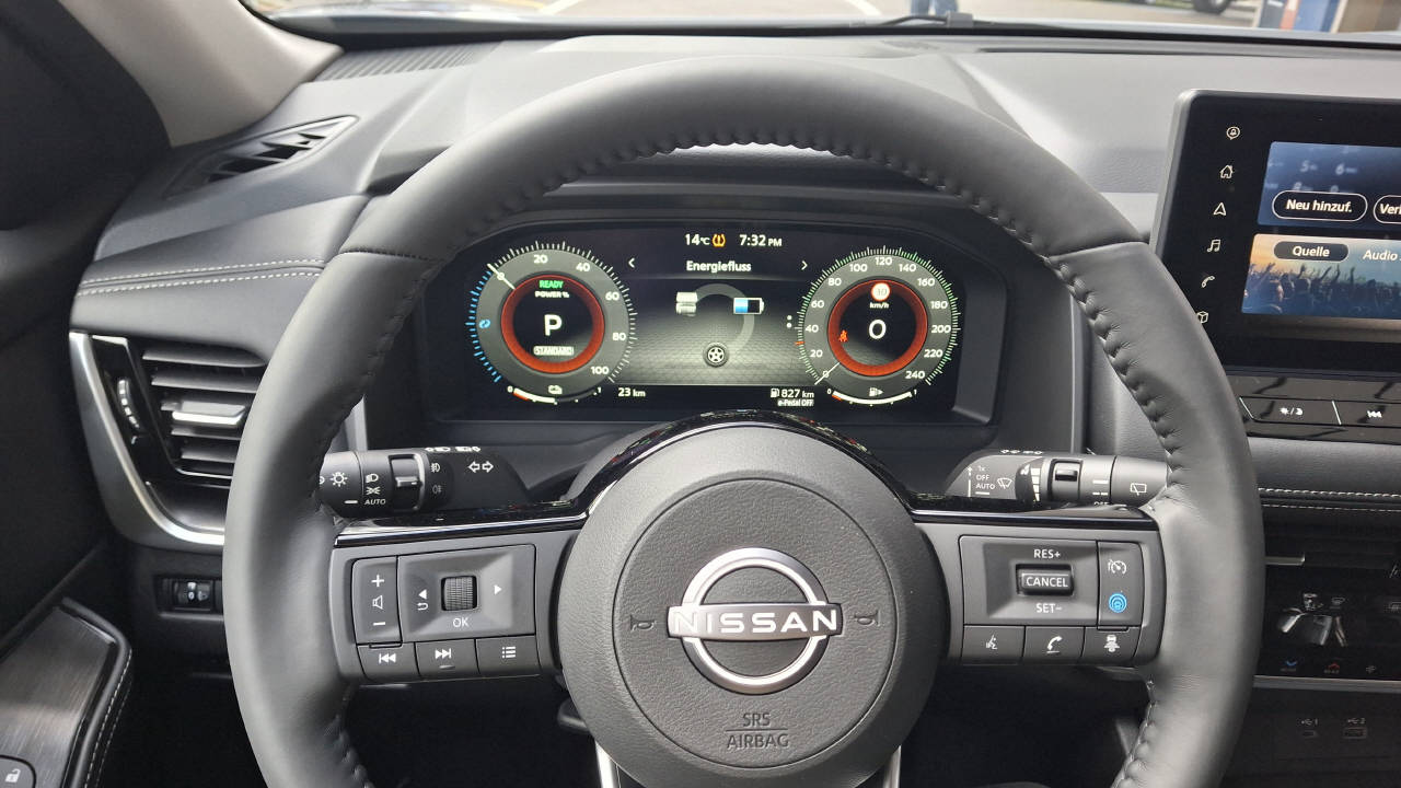 NISSAN X-Trail 1.5 VC-T N-Trek e-4orce 7P-image-9
