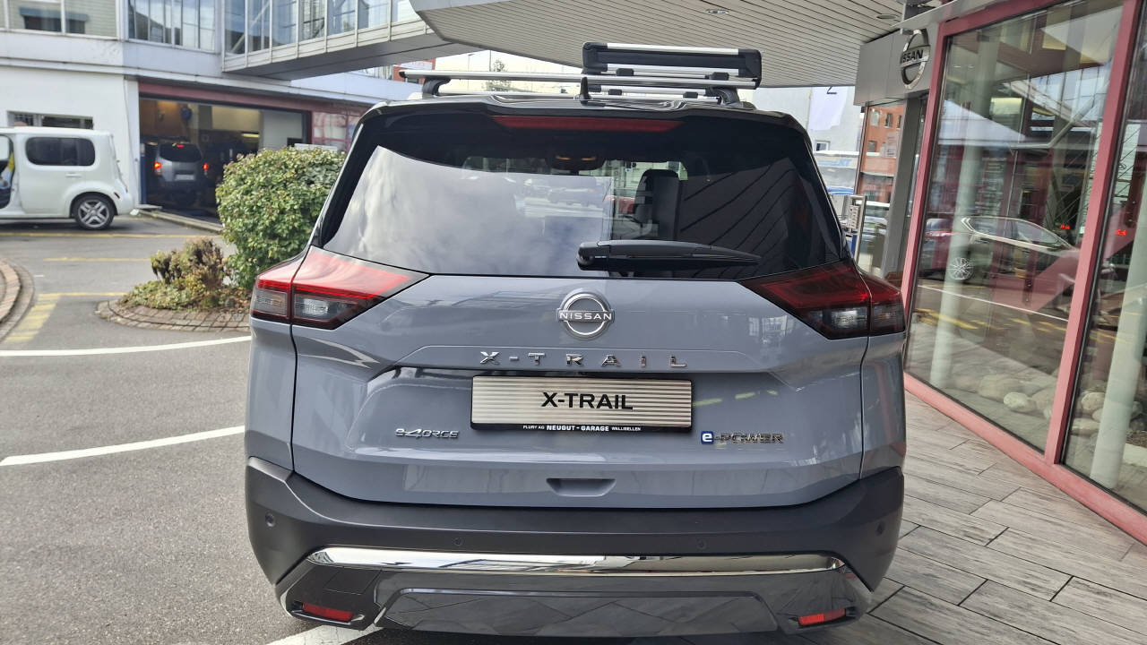 NISSAN X-Trail 1.5 VC-T N-Trek e-4orce 7P-image-4