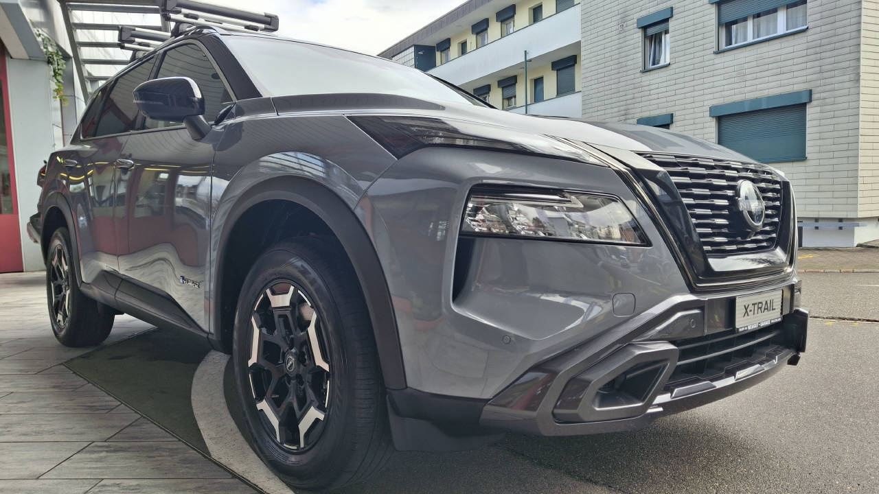 NISSAN X-Trail 1.5 VC-T N-Trek e-4orce 7P-image-2