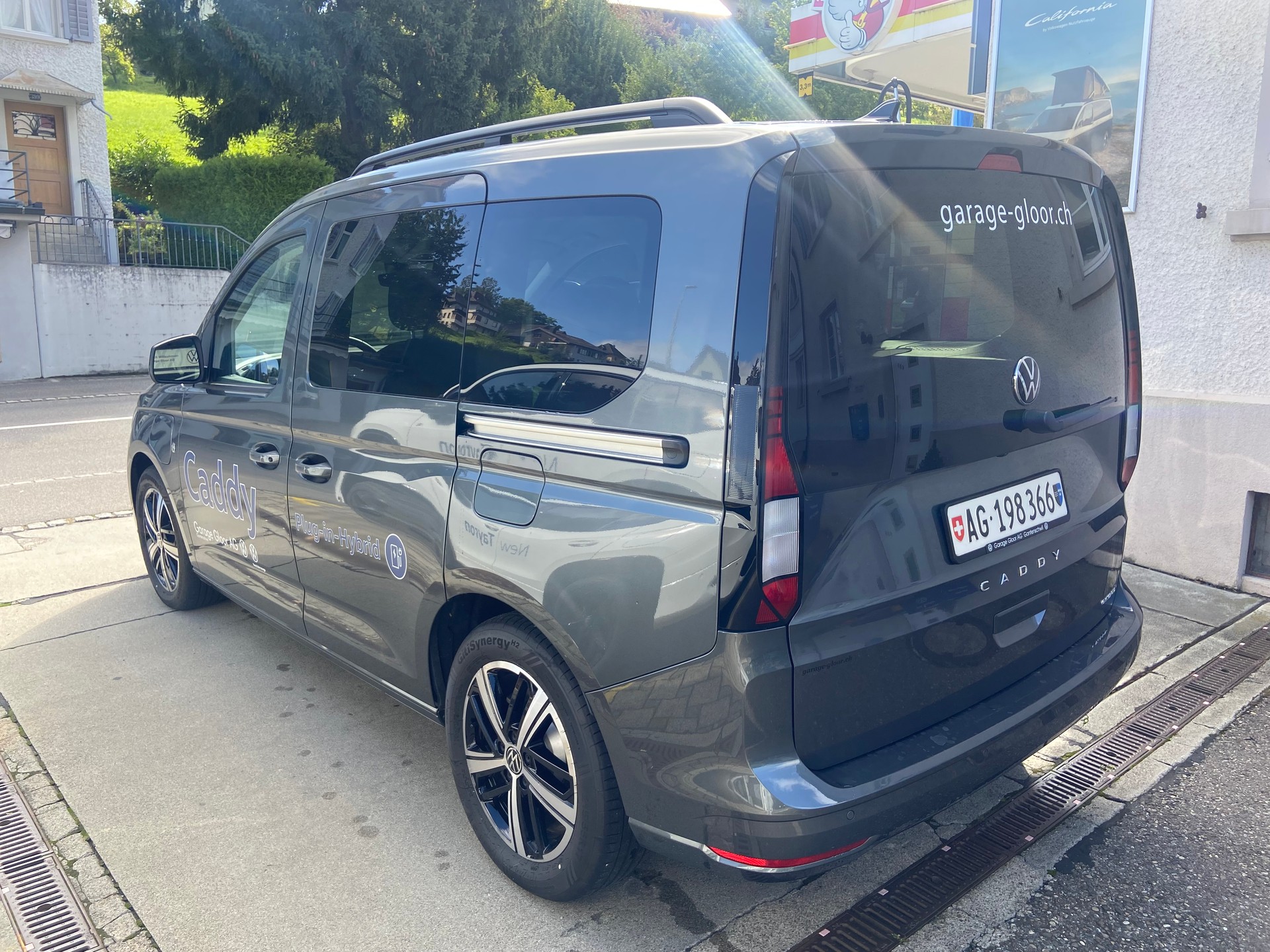 VW Caddy 1.5 TSI Plug in Hybrid Liberty DSG-showroom-element-3