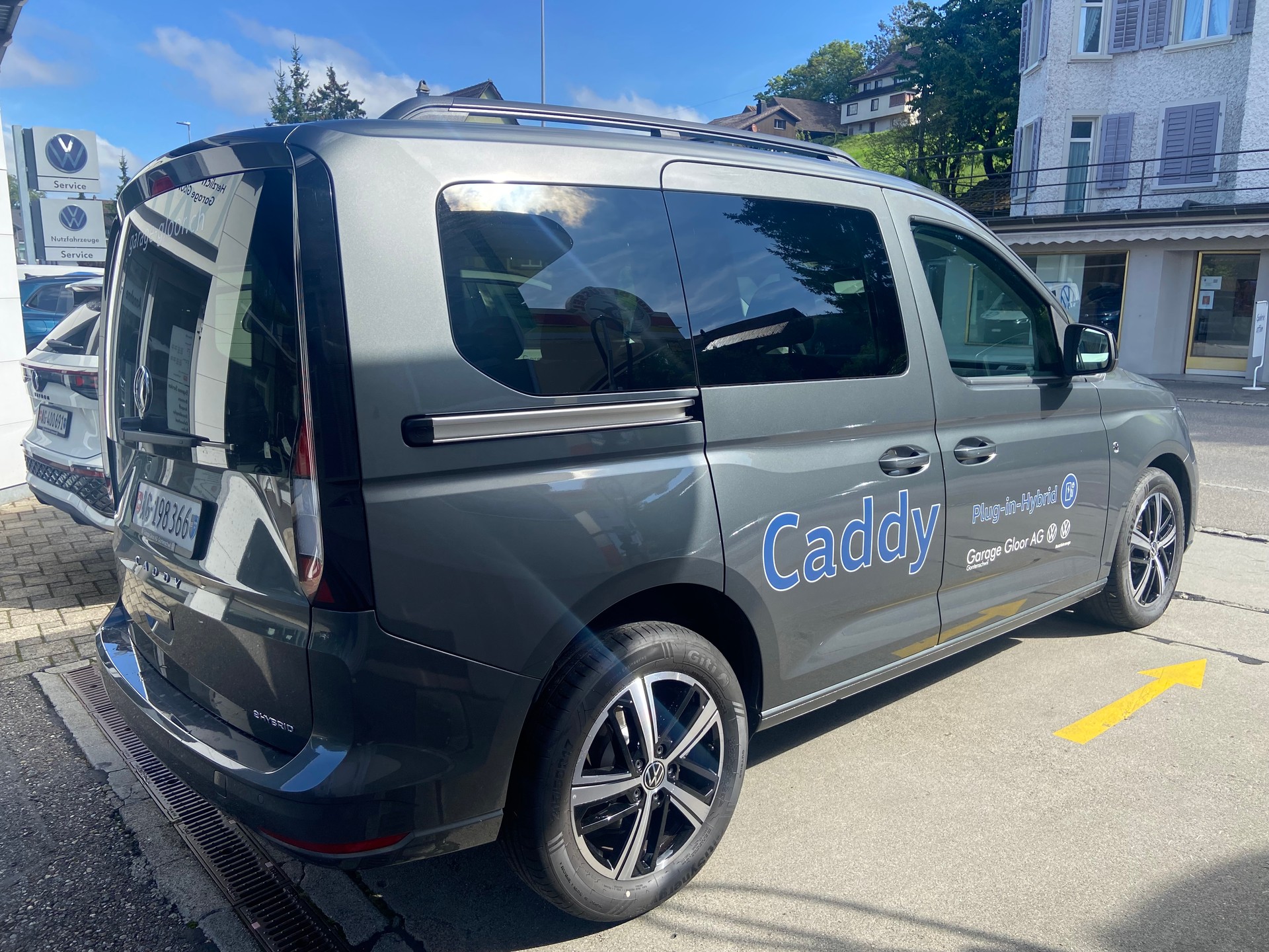 VW Caddy 1.5 TSI Plug in Hybrid Liberty DSG-showroom-element-2