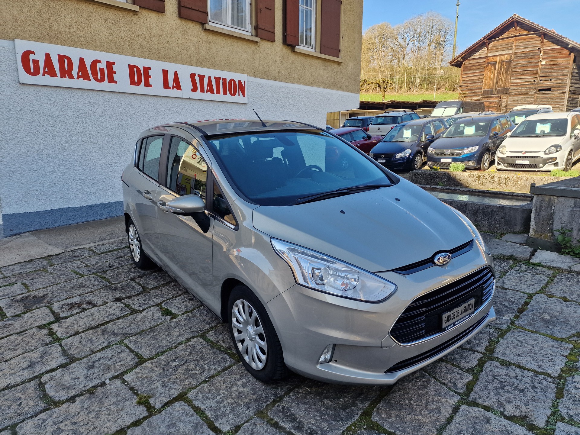 FORD B-Max 1.6 Ti-VCT Trend PowerShift-image-2