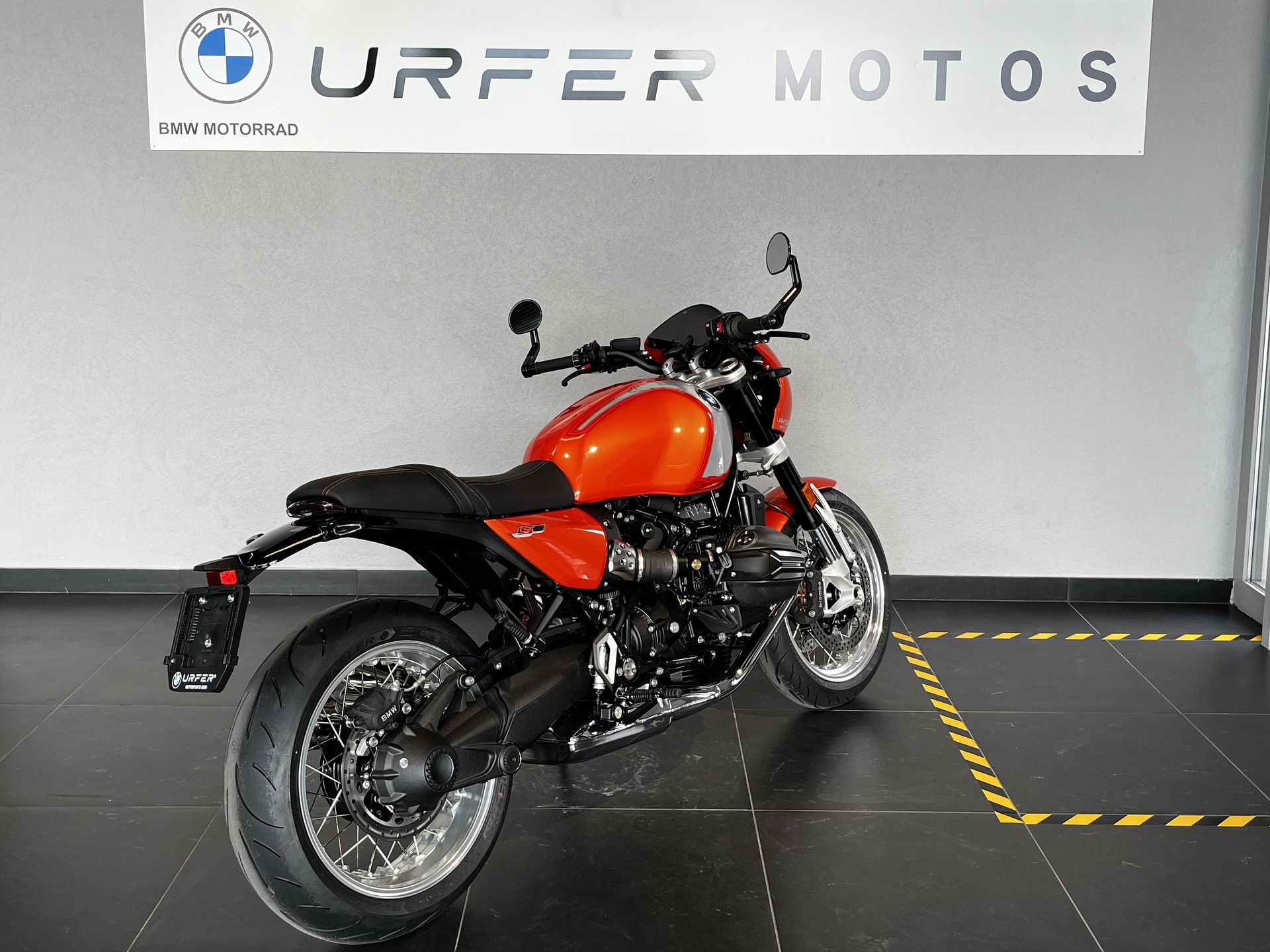 BMW R 12 nine T-image-8