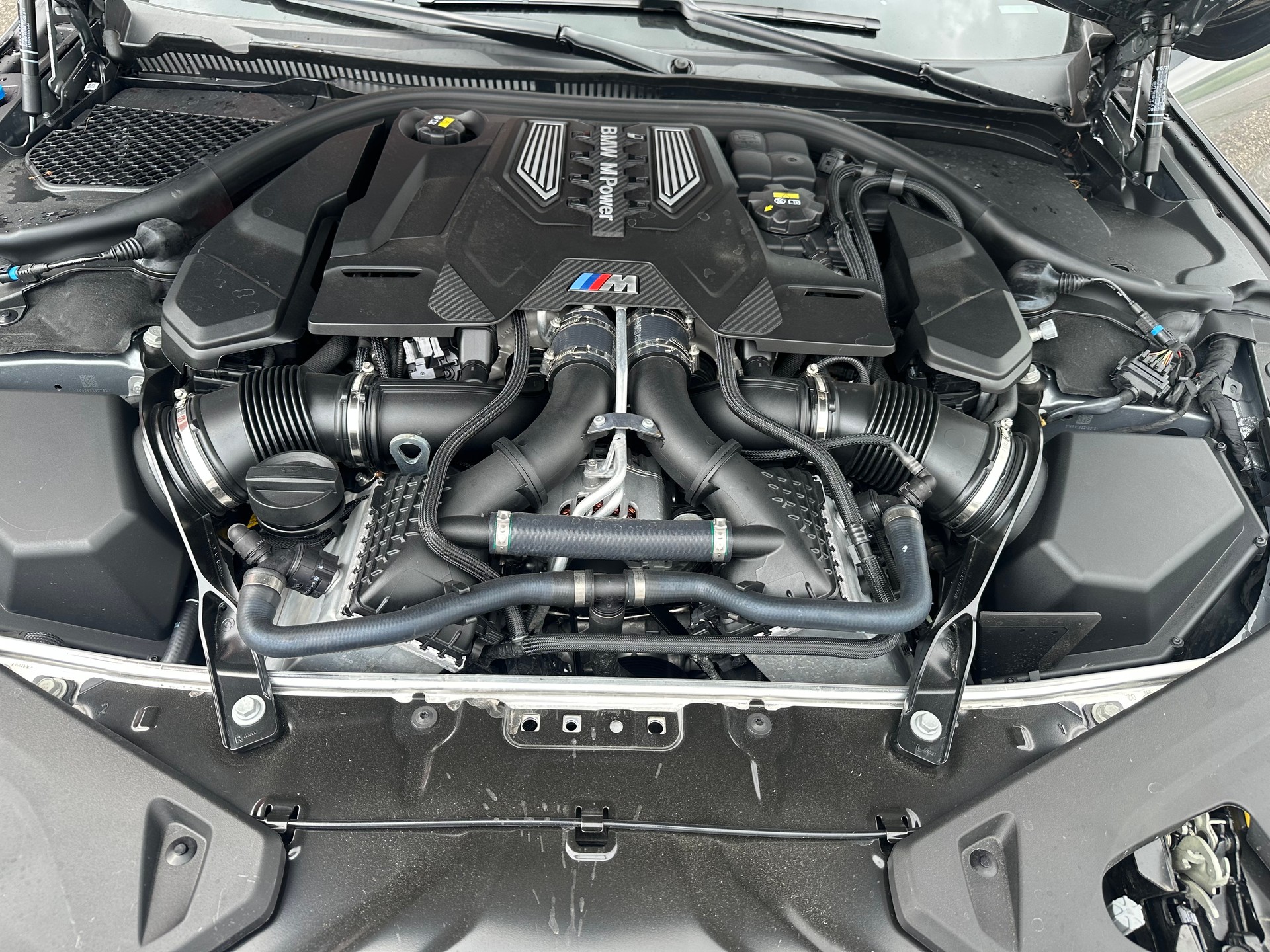 BMW M8 xDrive M Competition Steptronic-image-28