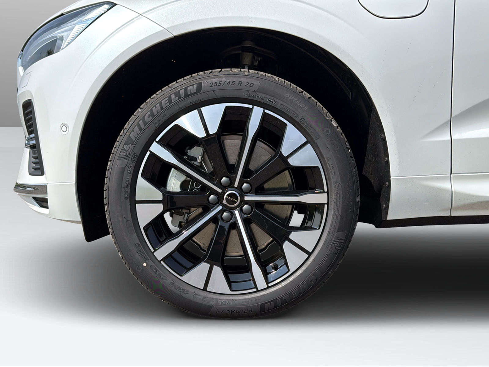VOLVO XC60 2.0 T6 TE Ultra Bright eAWD-image-8