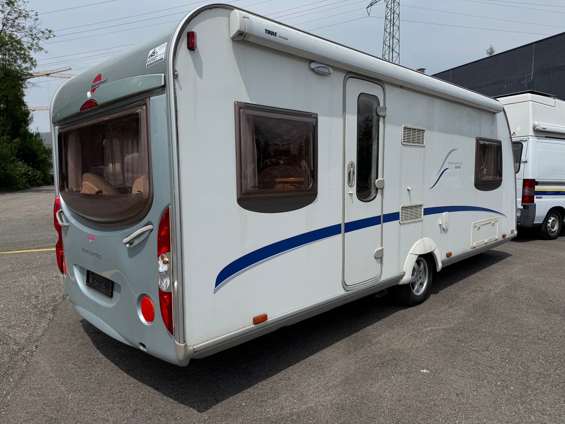 BÜRSTNER Trecento 525 TL - Mover - Markise / Vorzelt - 2 x Einzelbett längst mit Mittelrost --image-3