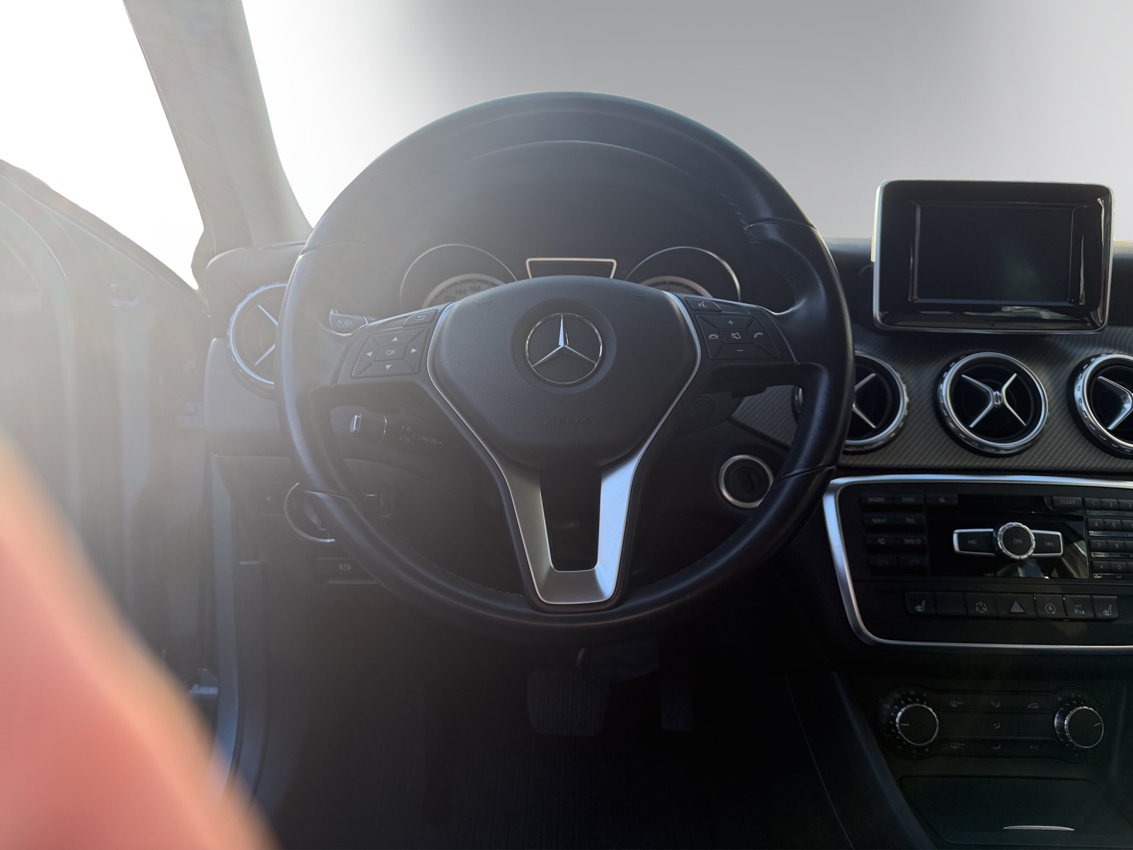 MERCEDES-BENZ GLA 200 CDI Style-image-13