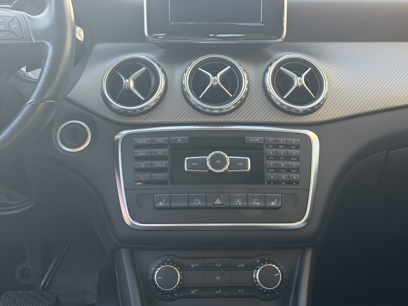 MERCEDES-BENZ GLA 200 CDI Style-image-12