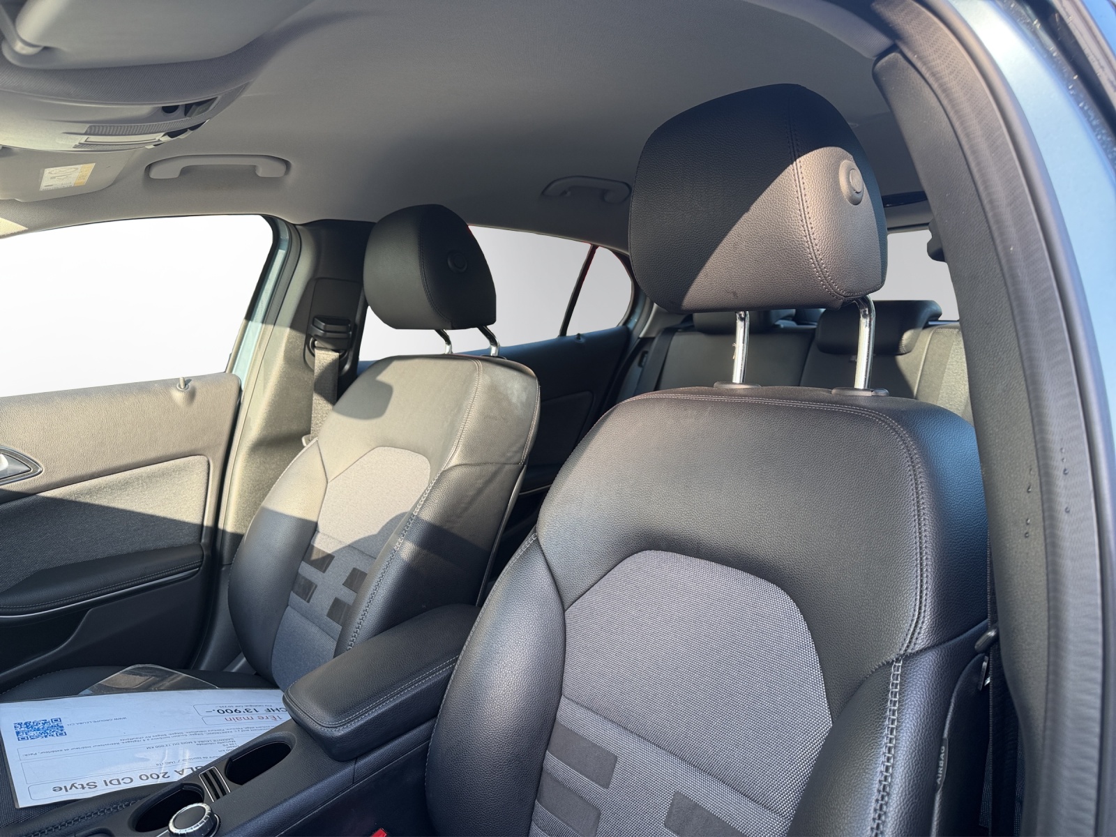 MERCEDES-BENZ GLA 200 CDI Style-image-8