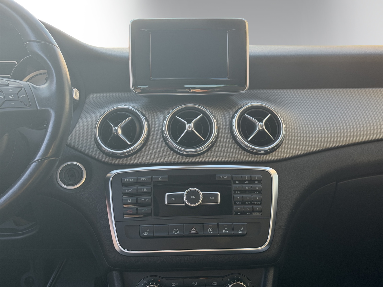 MERCEDES-BENZ GLA 200 CDI Style-image-14