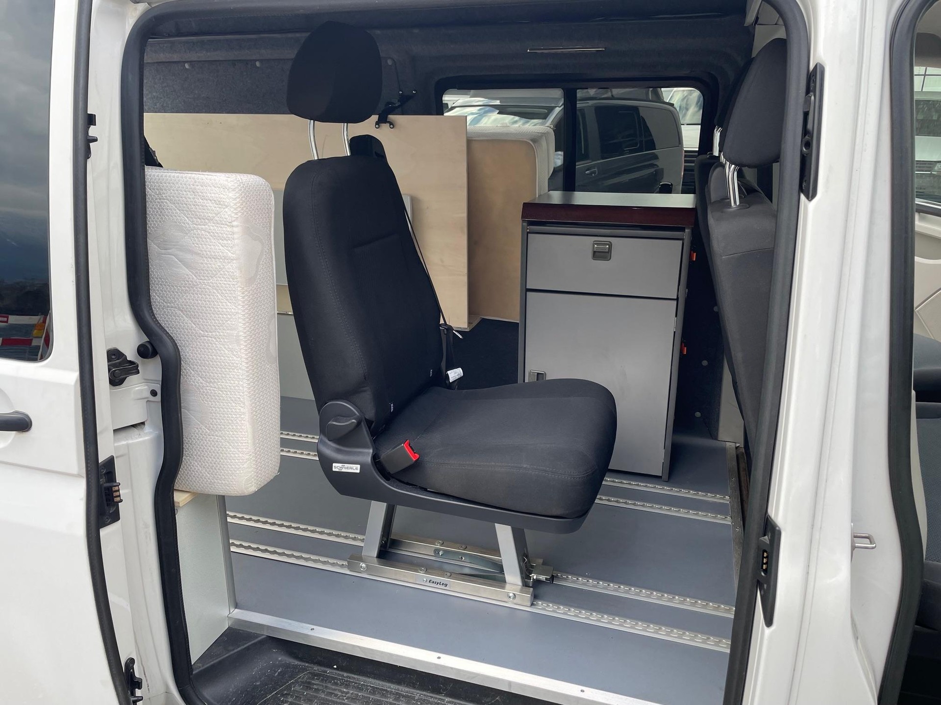 VW T6 Kaw. hoch-lang 2.0 TDI 102-image-8