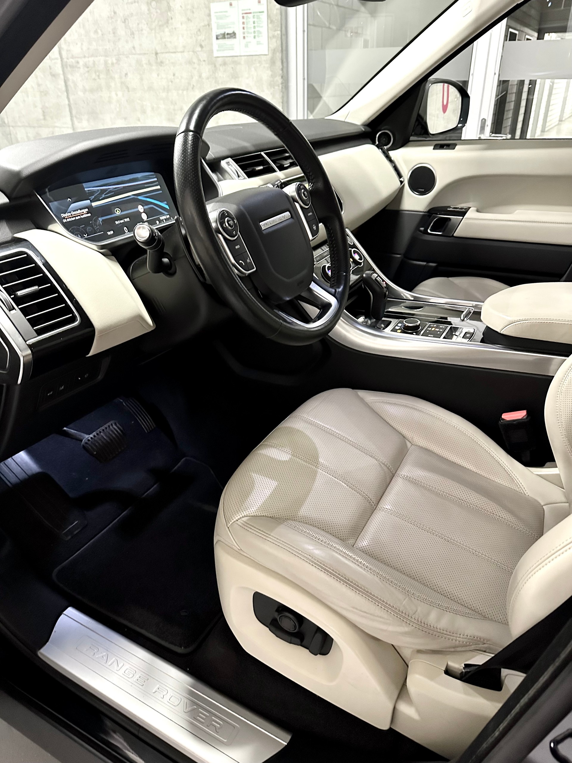 LAND ROVER Range Rover Sport 3.0 V6 SC HSE Dynamic Automatic-image-11