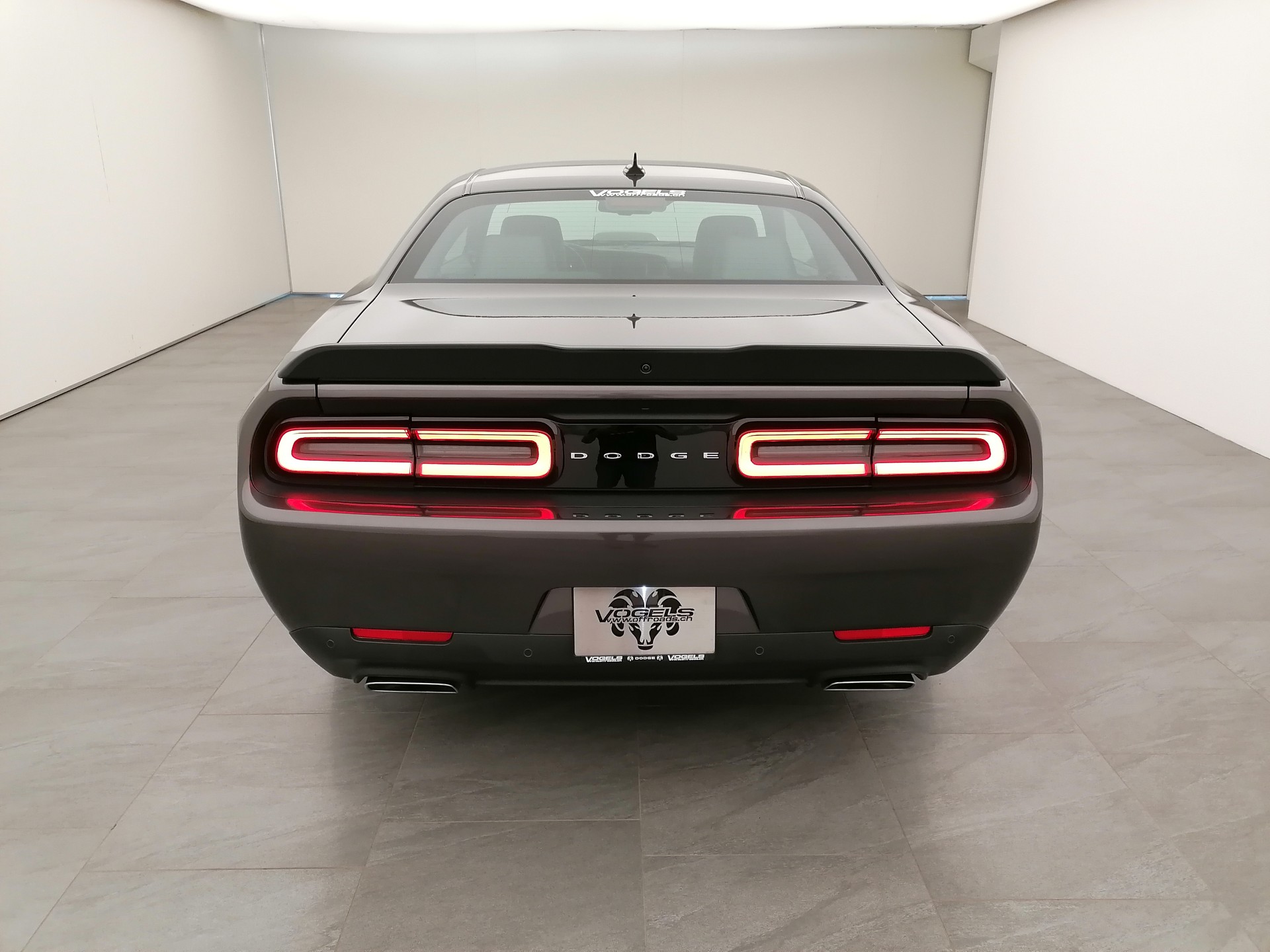 DODGE Challenger 5.7 R/T Shaker-image-4