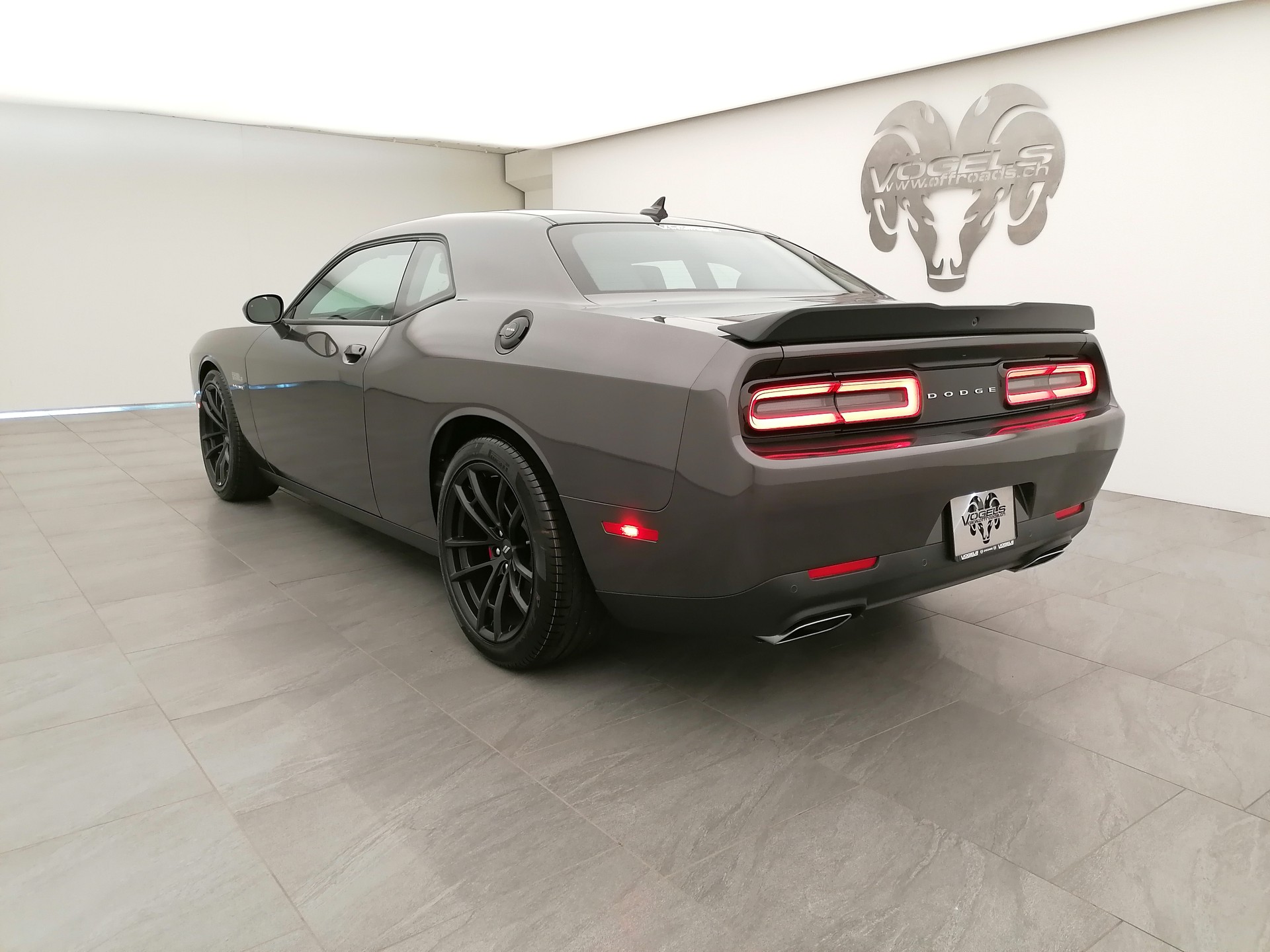 DODGE Challenger 5.7 R/T Shaker-image-5