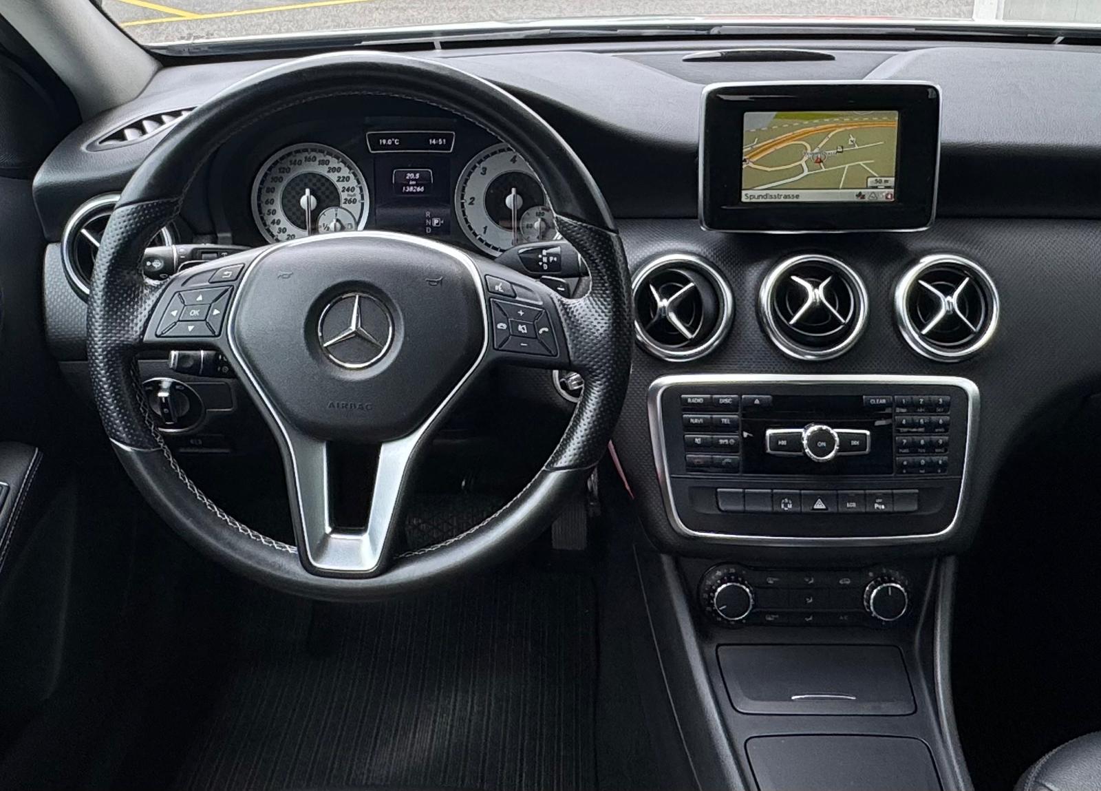 MERCEDES-BENZ A 200 CDI Urban 4Matic 7G-DCT-image-11