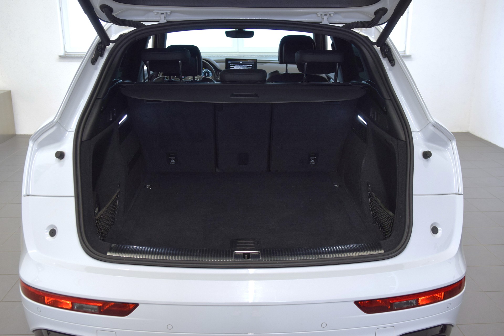AUDI Q5 45 TFSI S-line quattro S-tronic-image-5