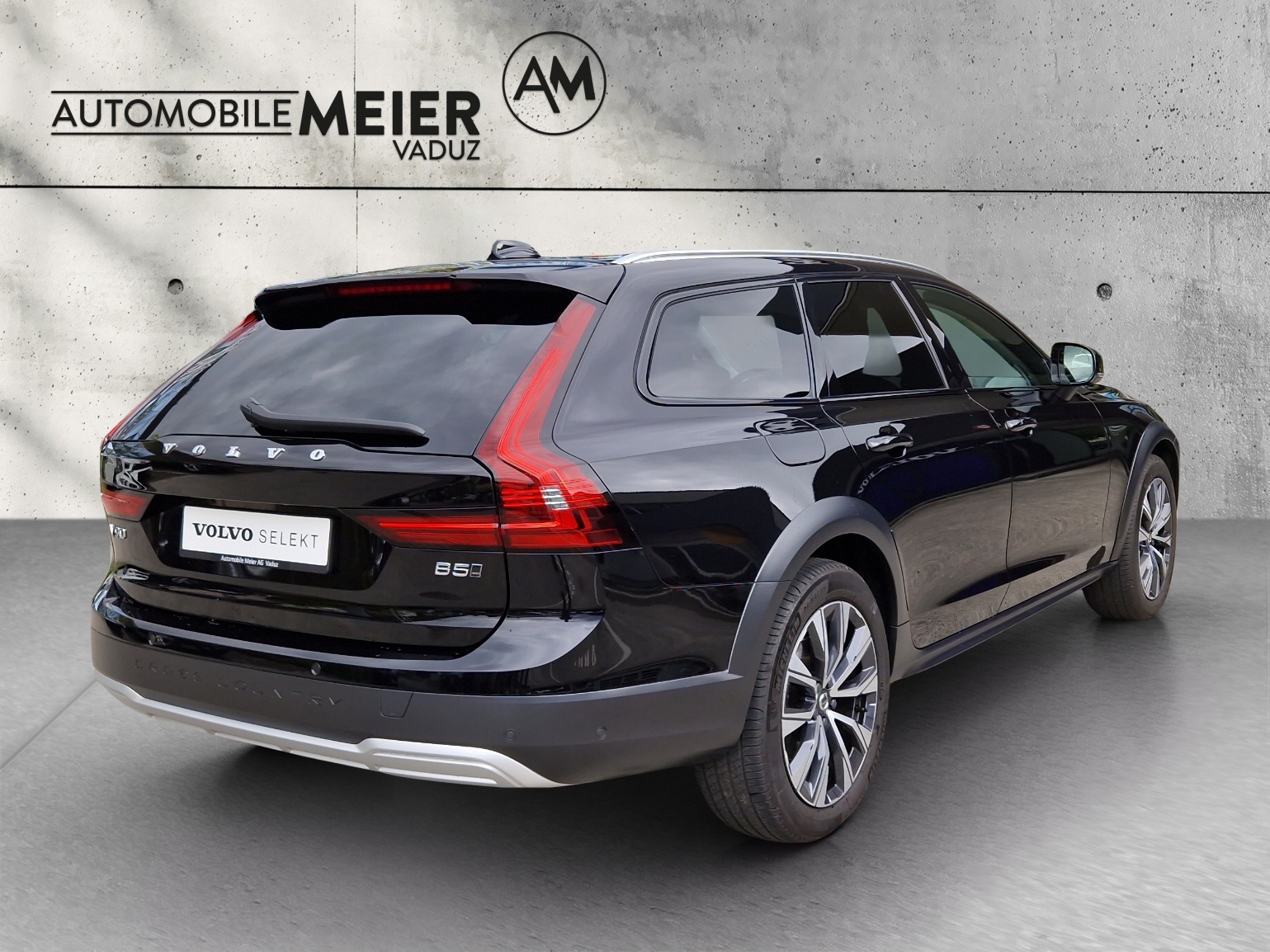 VOLVO V90 Cross Country 2.0 B5 Plus AWD-image-6