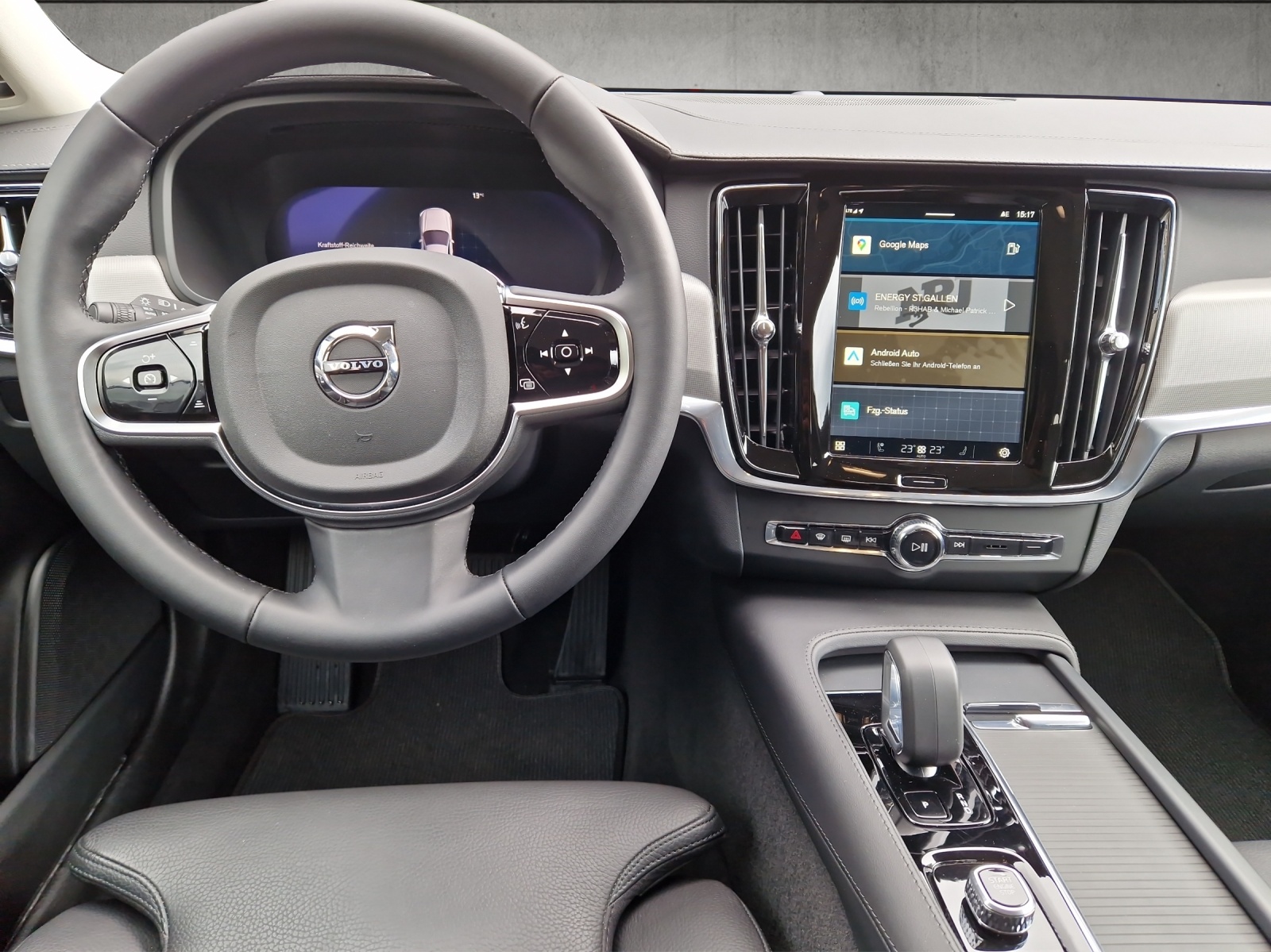 VOLVO V90 Cross Country 2.0 B5 Plus AWD-image-4