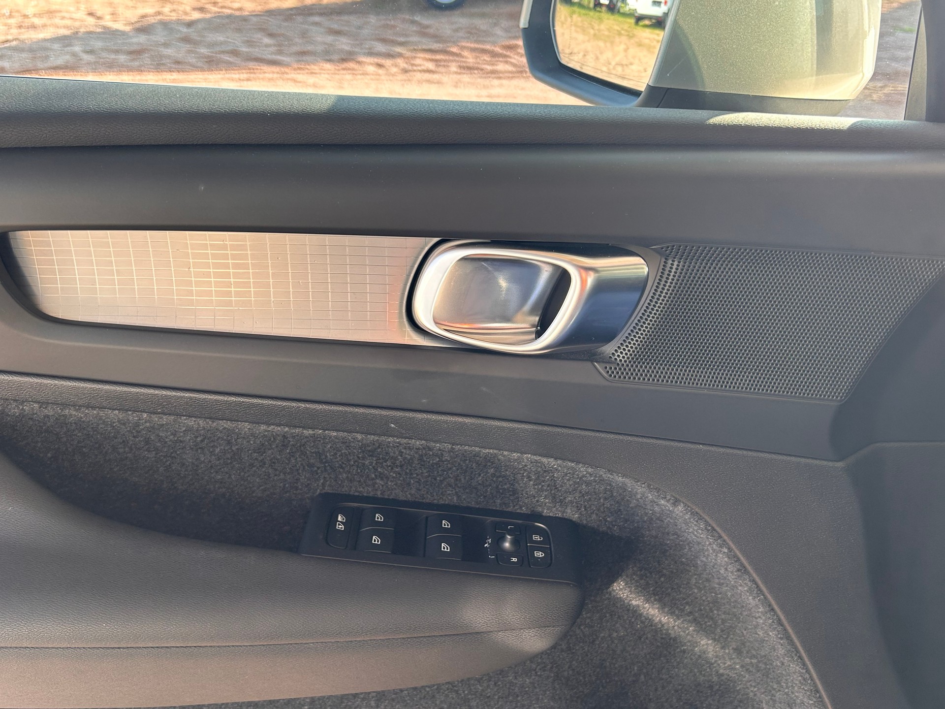 VOLVO XC40 T2 Core Geartronic-image-16