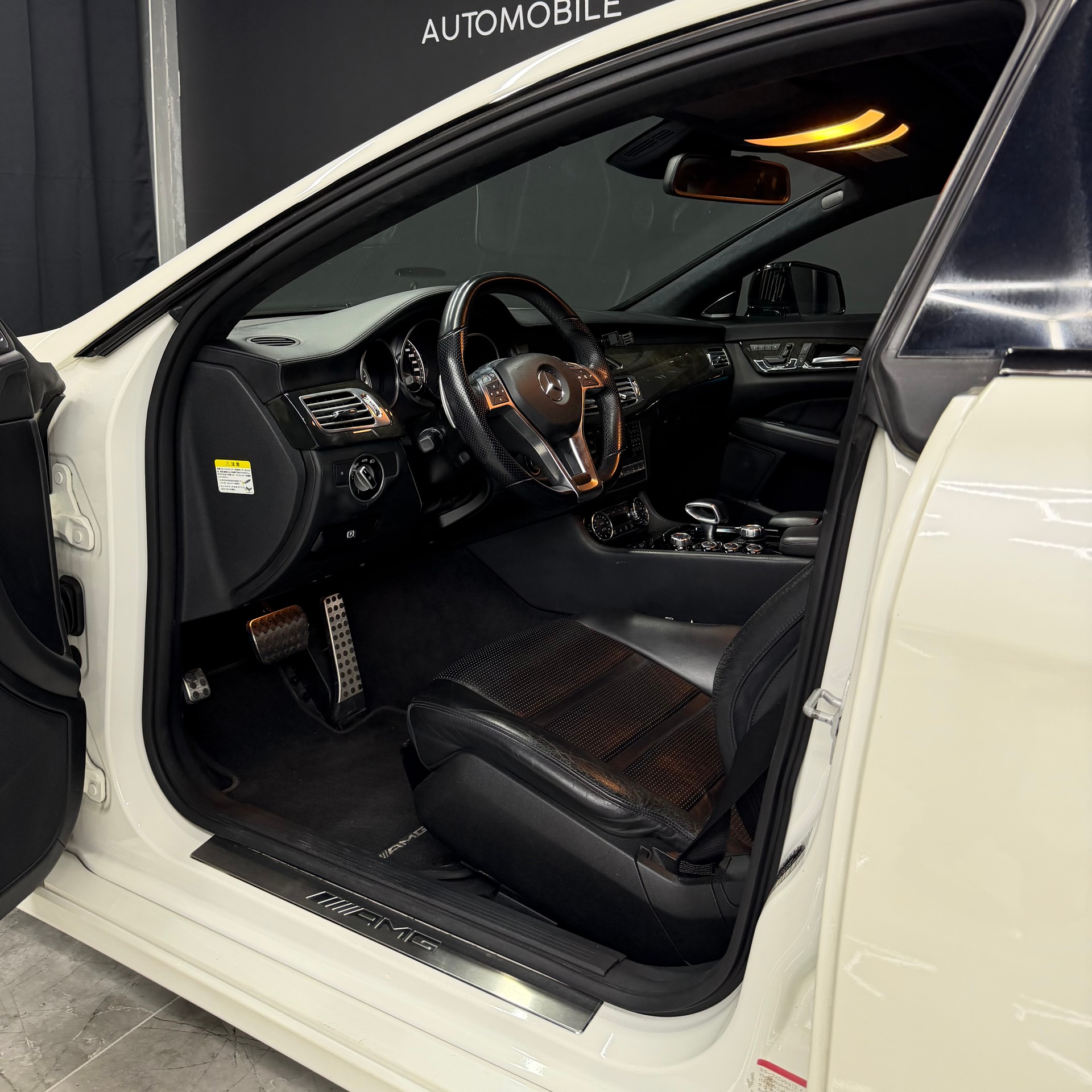 MERCEDES-BENZ CLS 63 AMG Speedshift MCT-image-8