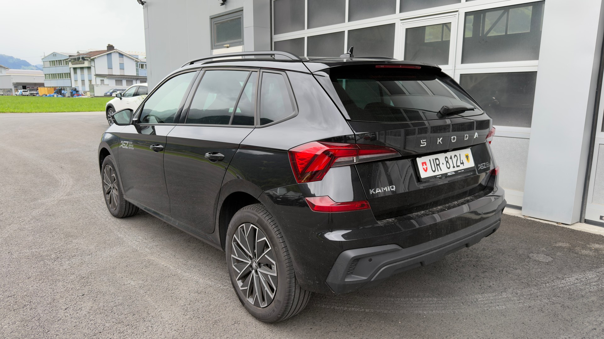 SKODA Kamiq 1.0 TSI Dynamic DSG-image-1