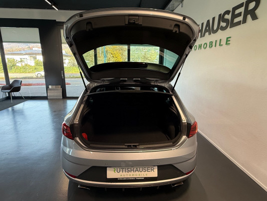 SEAT Leon ST 2.0 TSI Cupra 300-image-4