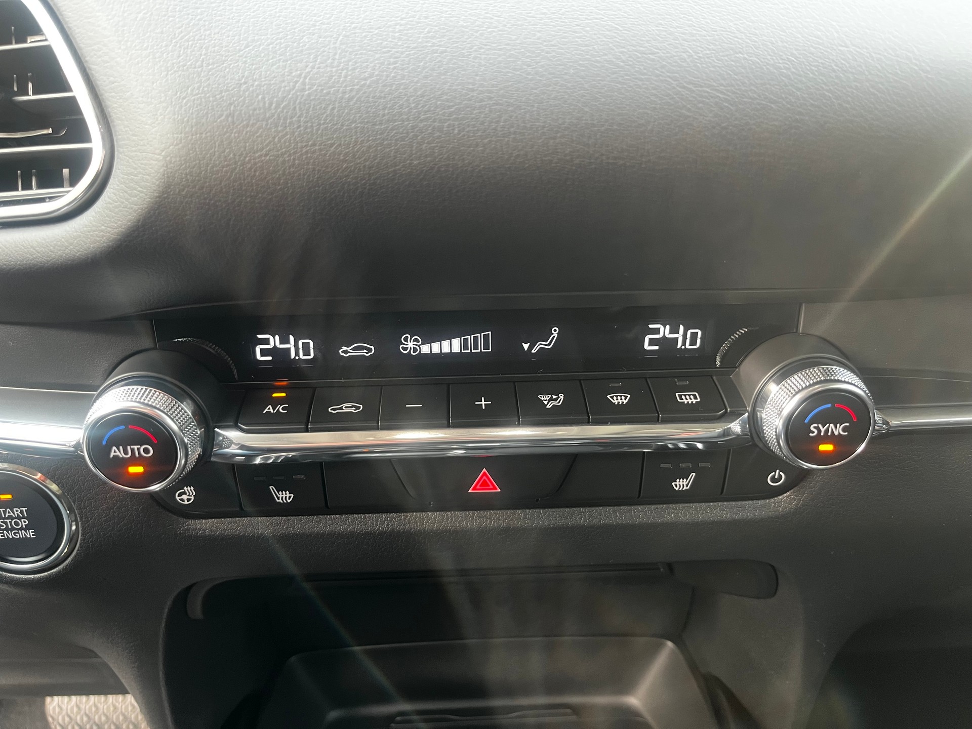 MAZDA CX-30 SKYACTIV-G 140 M Hybrid Exclusive Line FWD AT-image-10