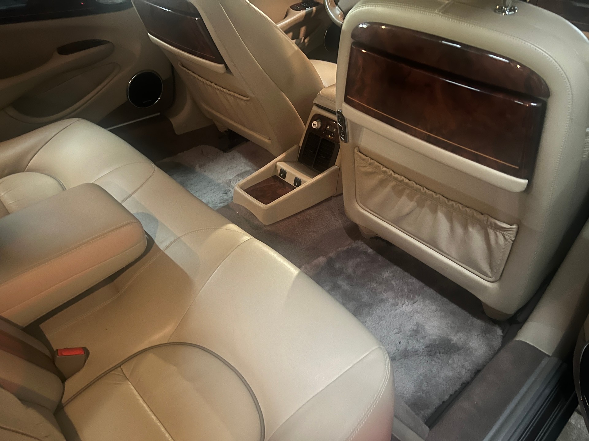 DAIMLER V8 4.0 S/C-image-5