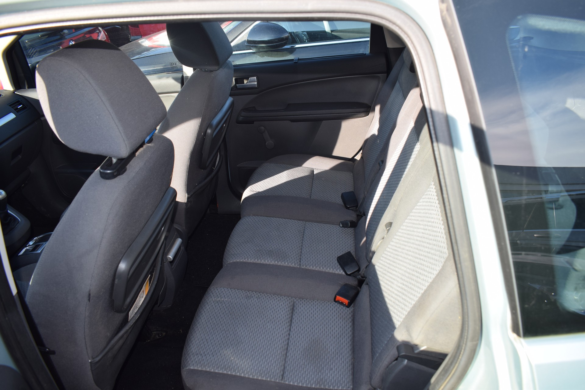 FORD C-Max 1.8 Trend-image-5