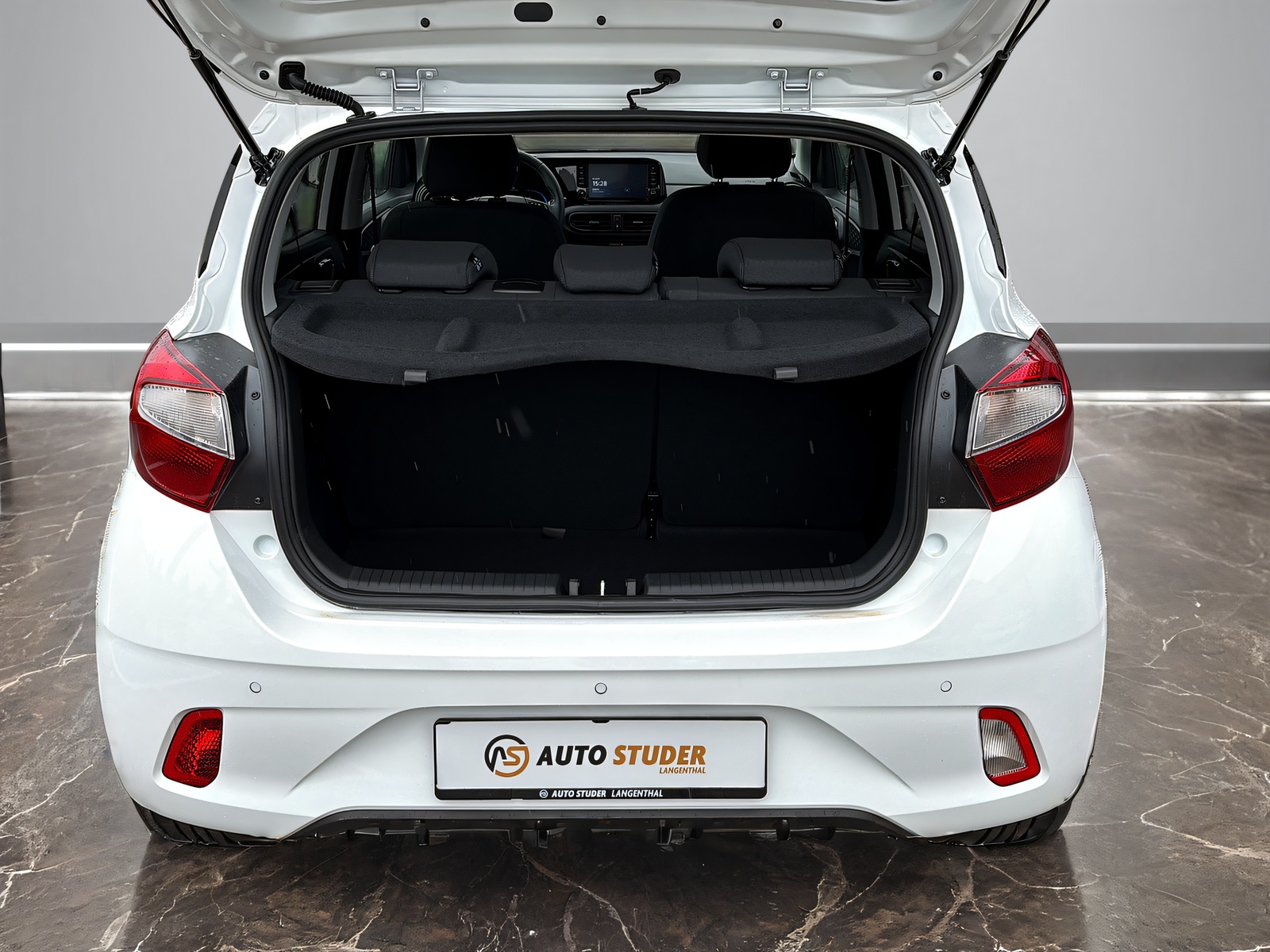 HYUNDAI i10 1.2 Amplia-image-6