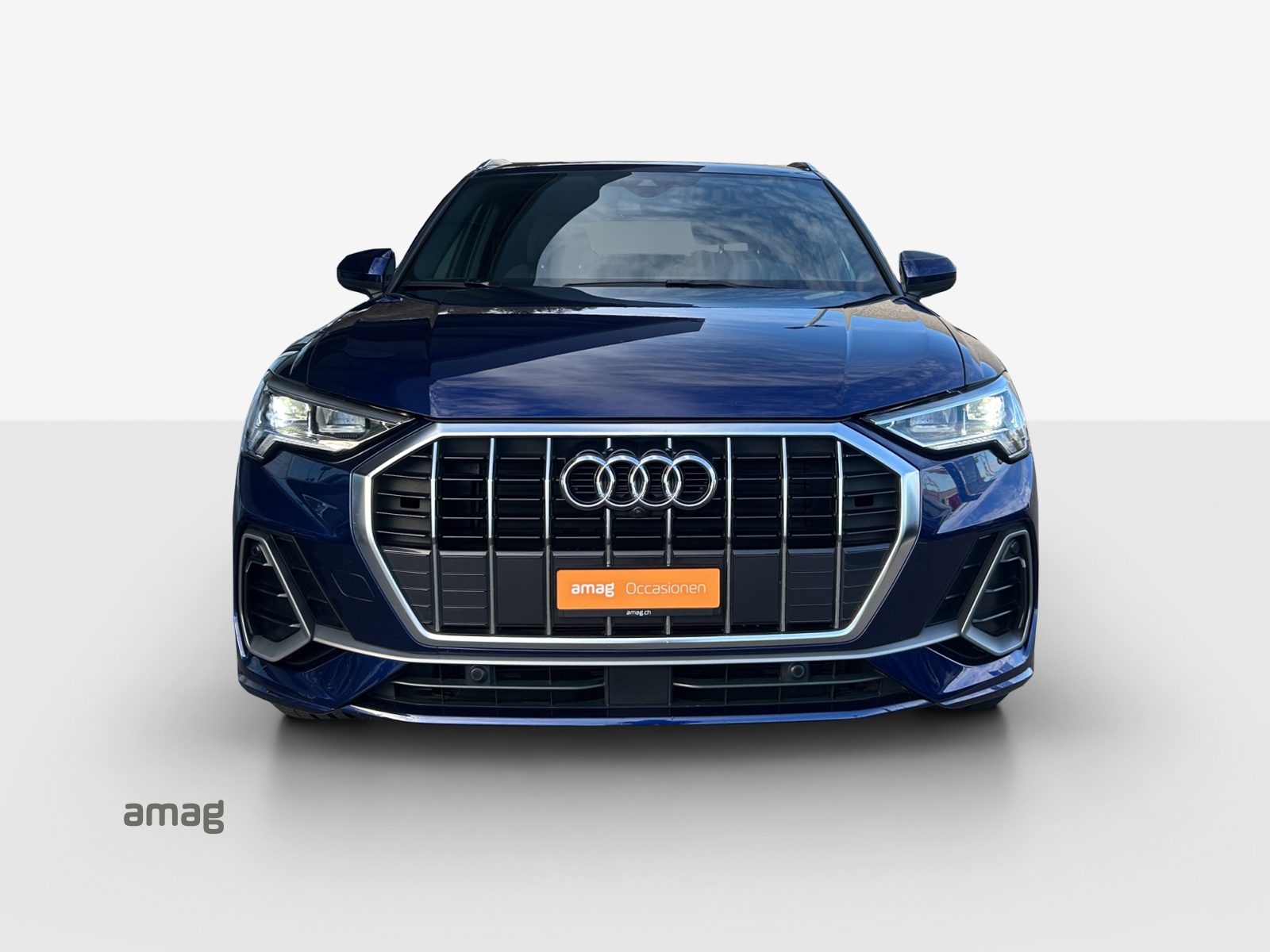 AUDI Q3 35 TFSI S line Attraction S-tronic-image-6