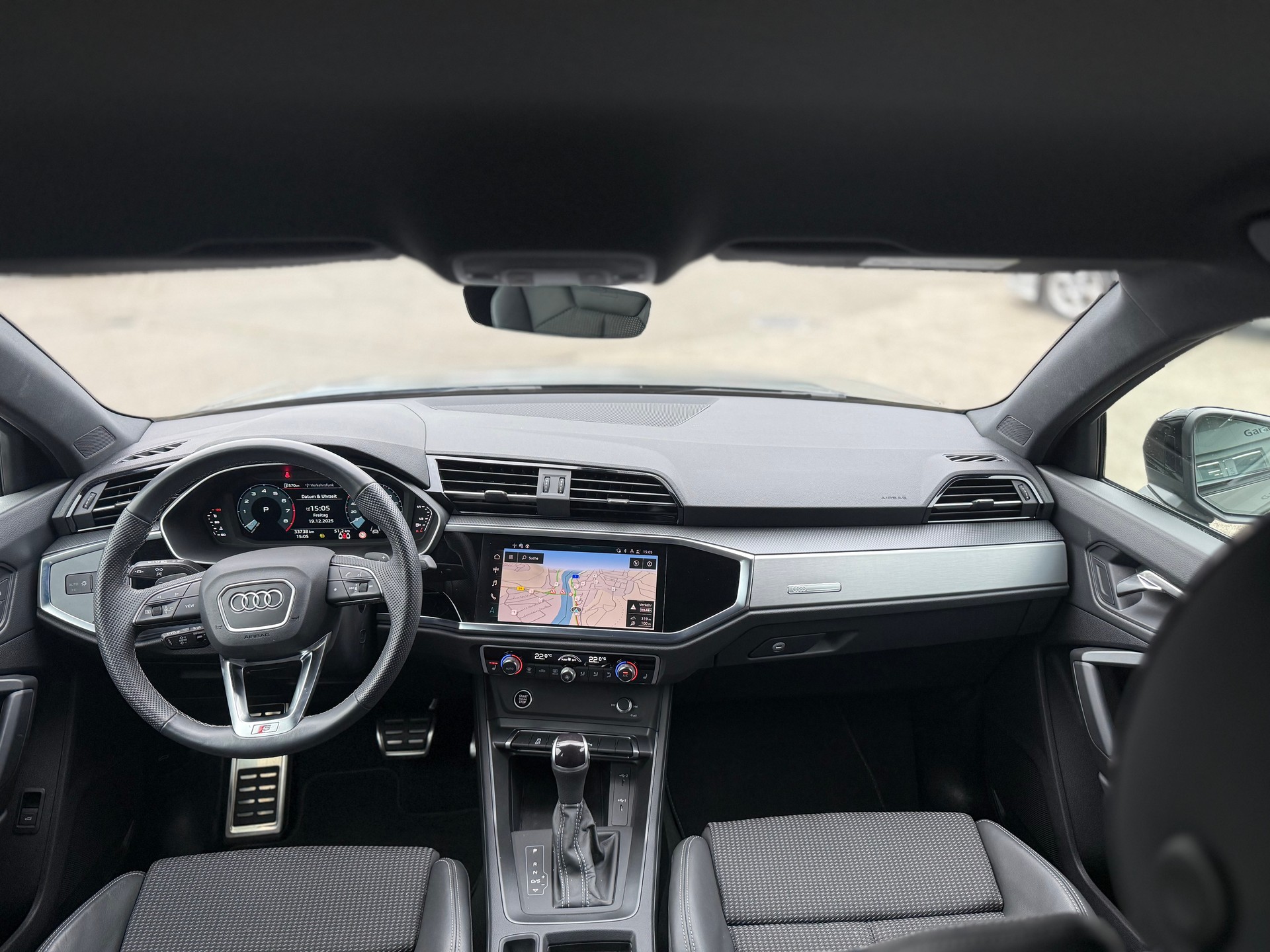 AUDI Q3 35 TFSI advanced Attraction S-tronic-image-14