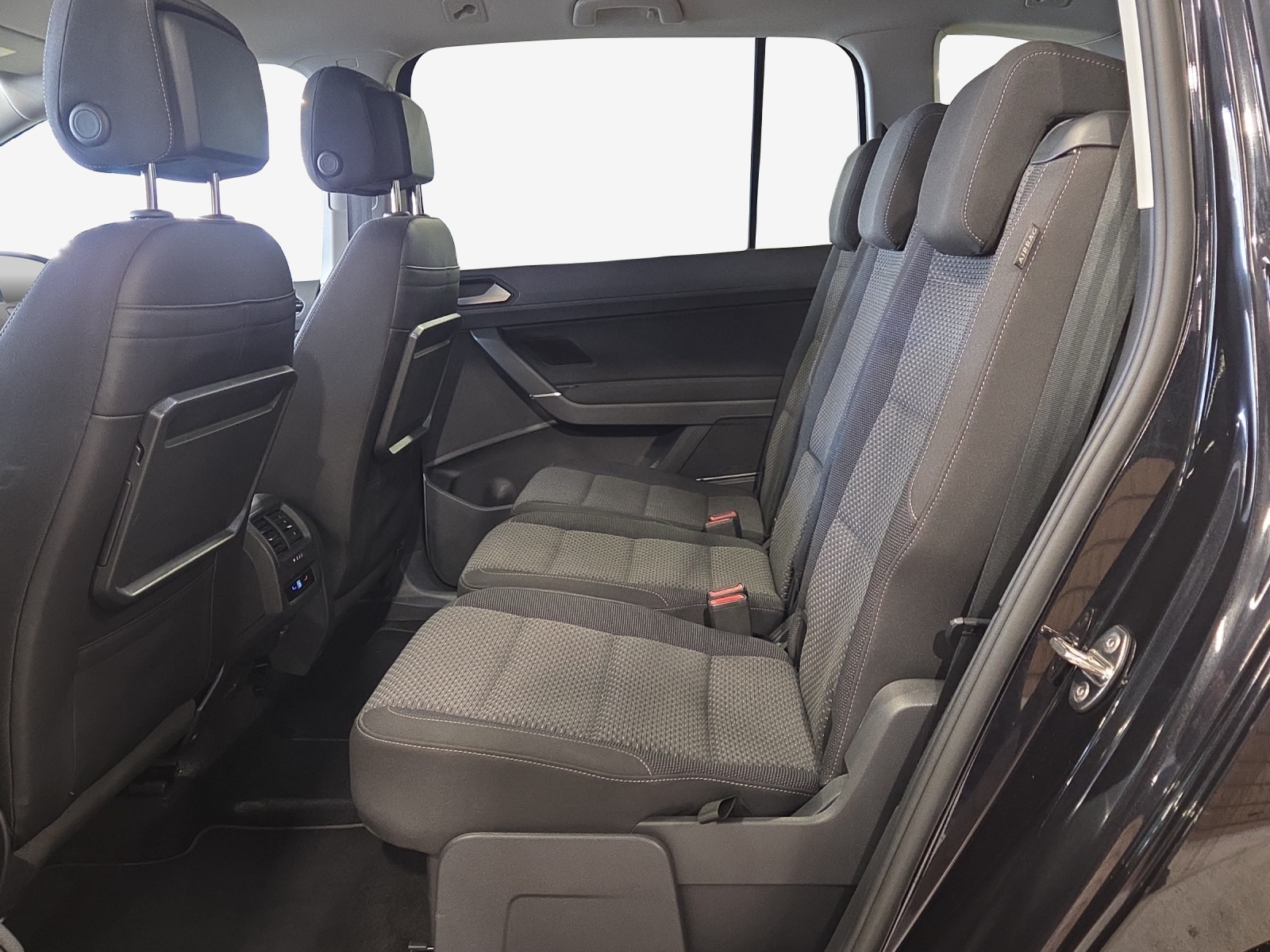 VW Touran 1.5 TSI EVO Comfortline United DSG-image-11