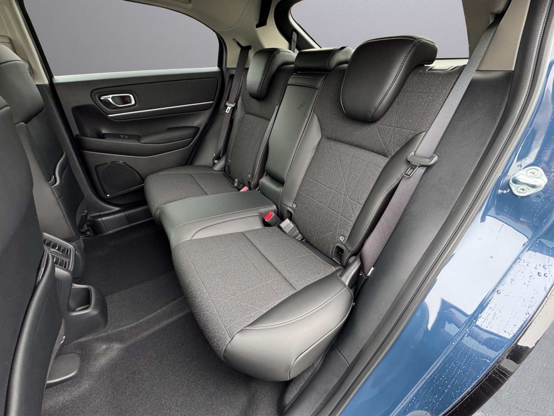 HONDA HR-V 1.5 i-MMD Advance-image-11