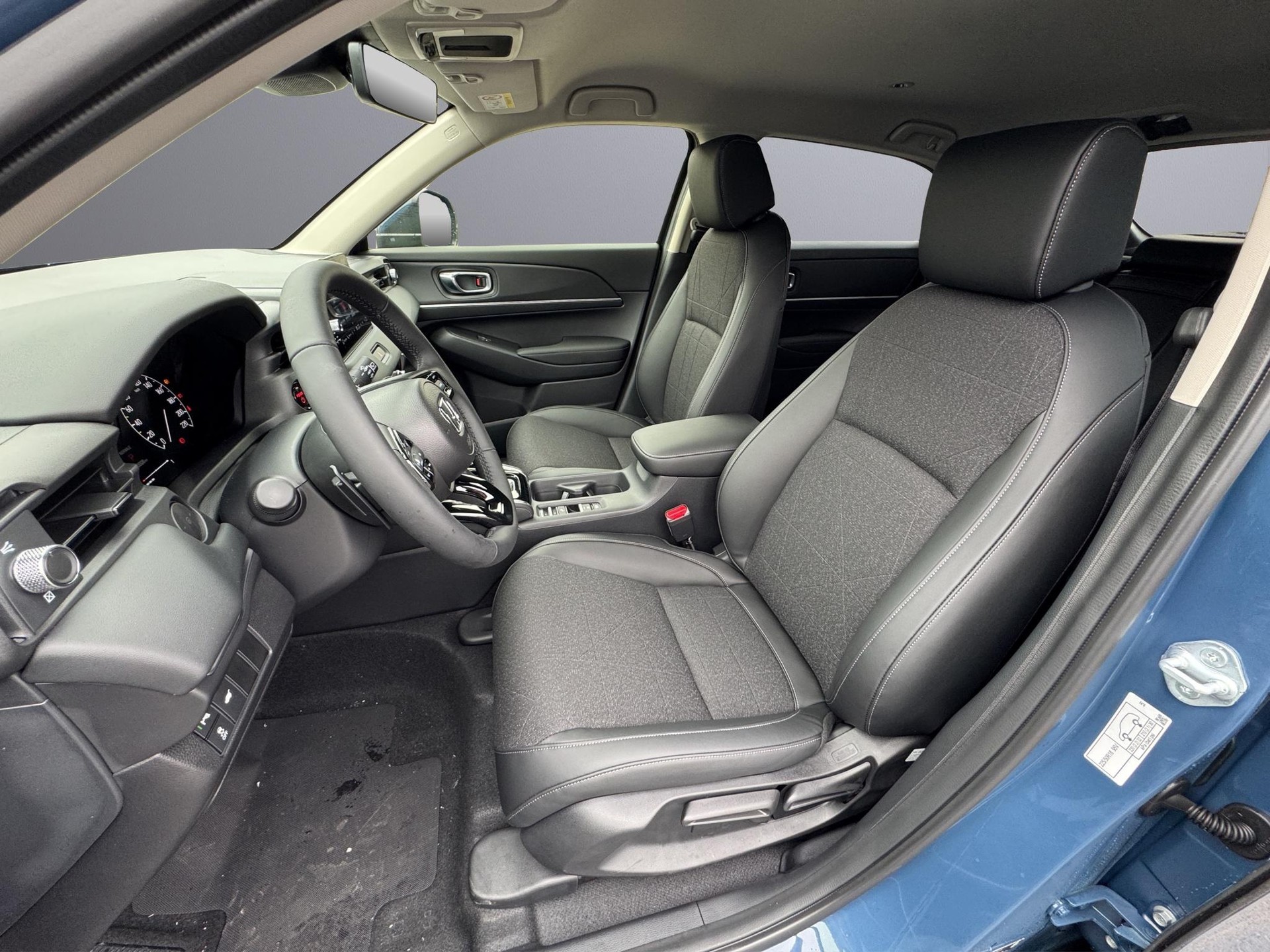 HONDA HR-V 1.5 i-MMD Advance-image-8