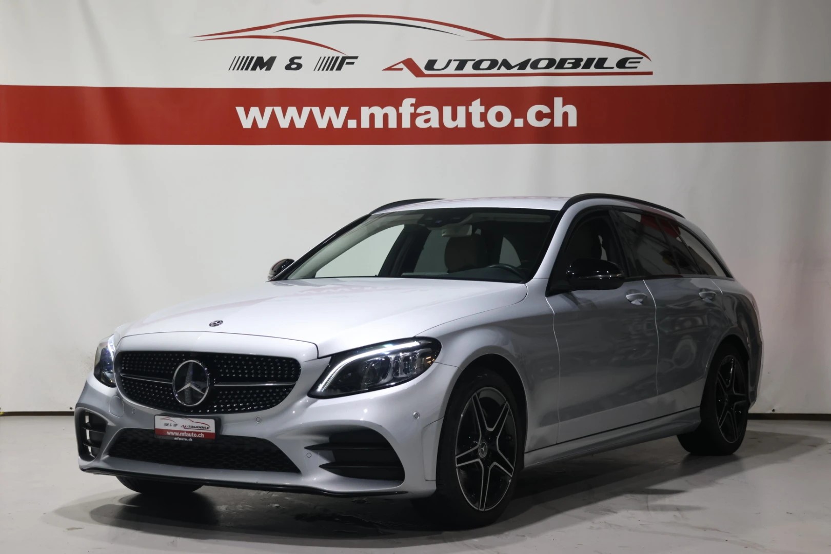 MERCEDES-BENZ C 220 d Swiss Star AMG Line 4m Kombi-image-0