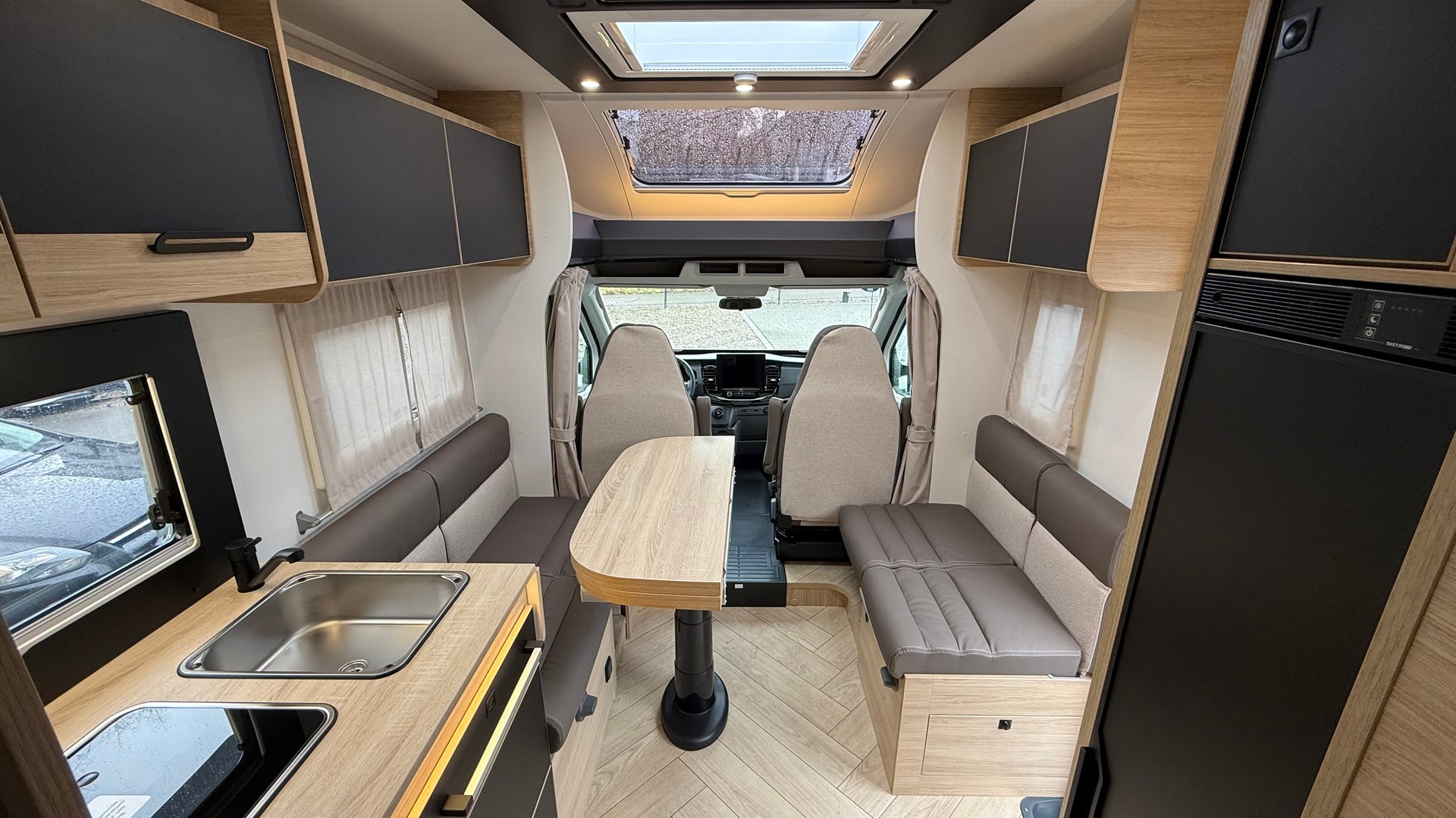 CHALLENGER 317 Graphite Edition-image-7