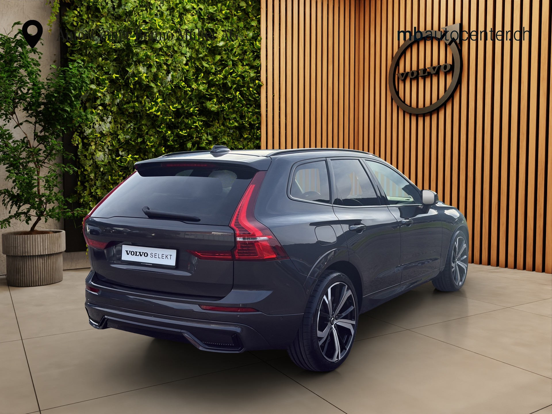 VOLVO XC60 2.0 T8 TE Ultimate Dark eAWD-image-4