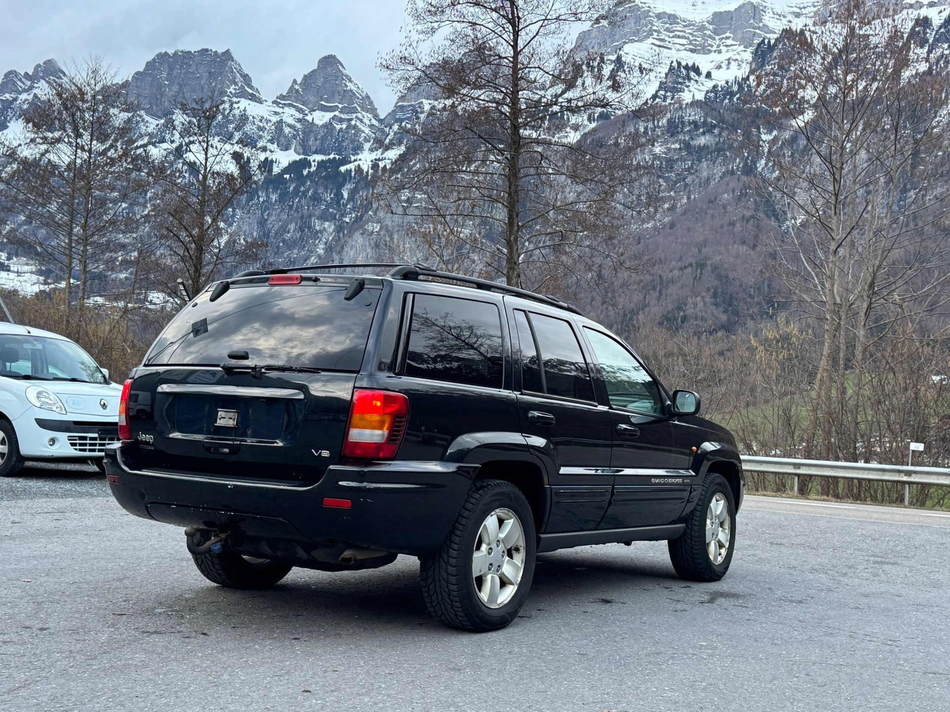 JEEP Grand Cherokee 4.7 Vision Automatic-image-8
