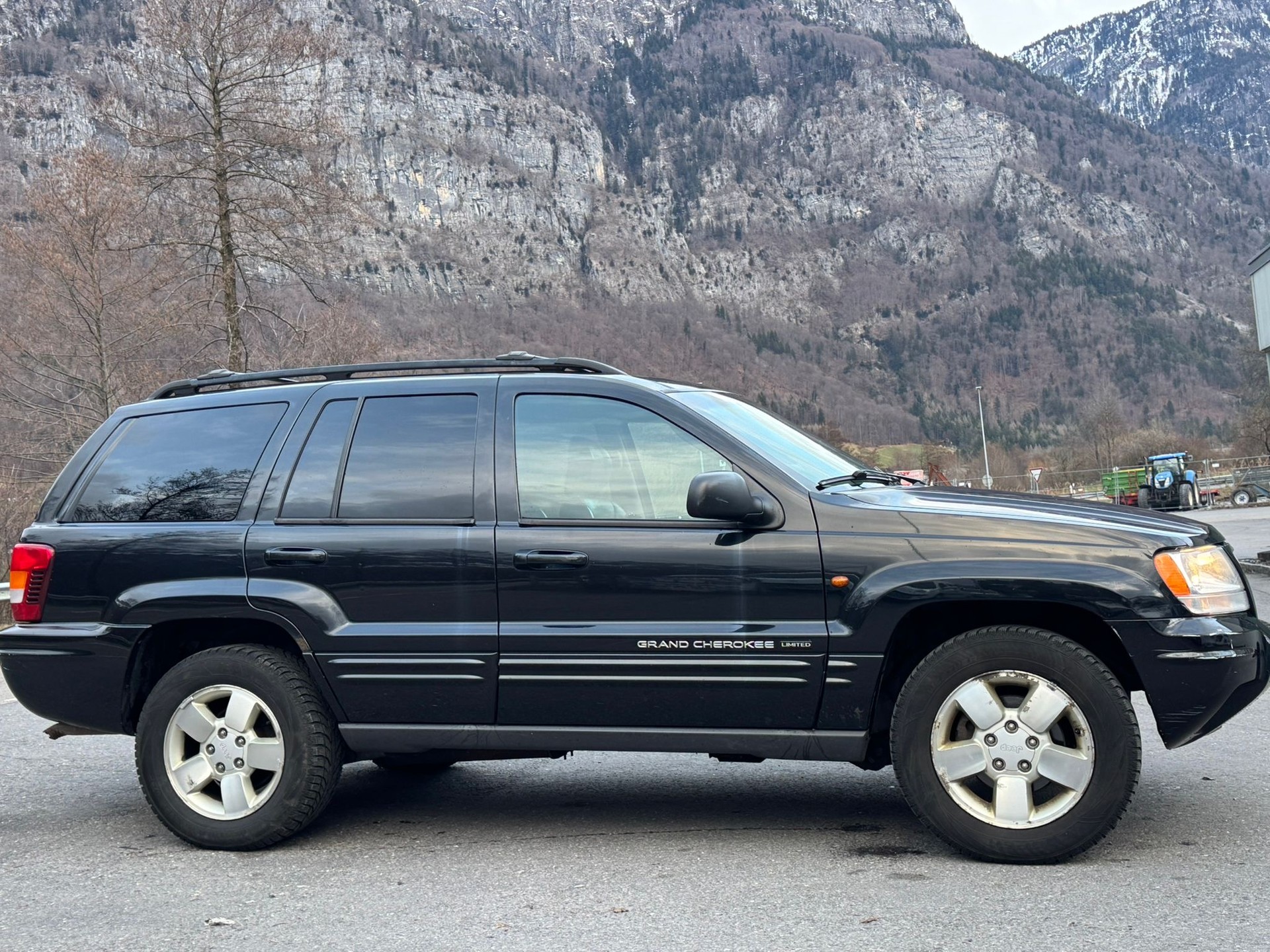 JEEP Grand Cherokee 4.7 Vision Automatic-image-5