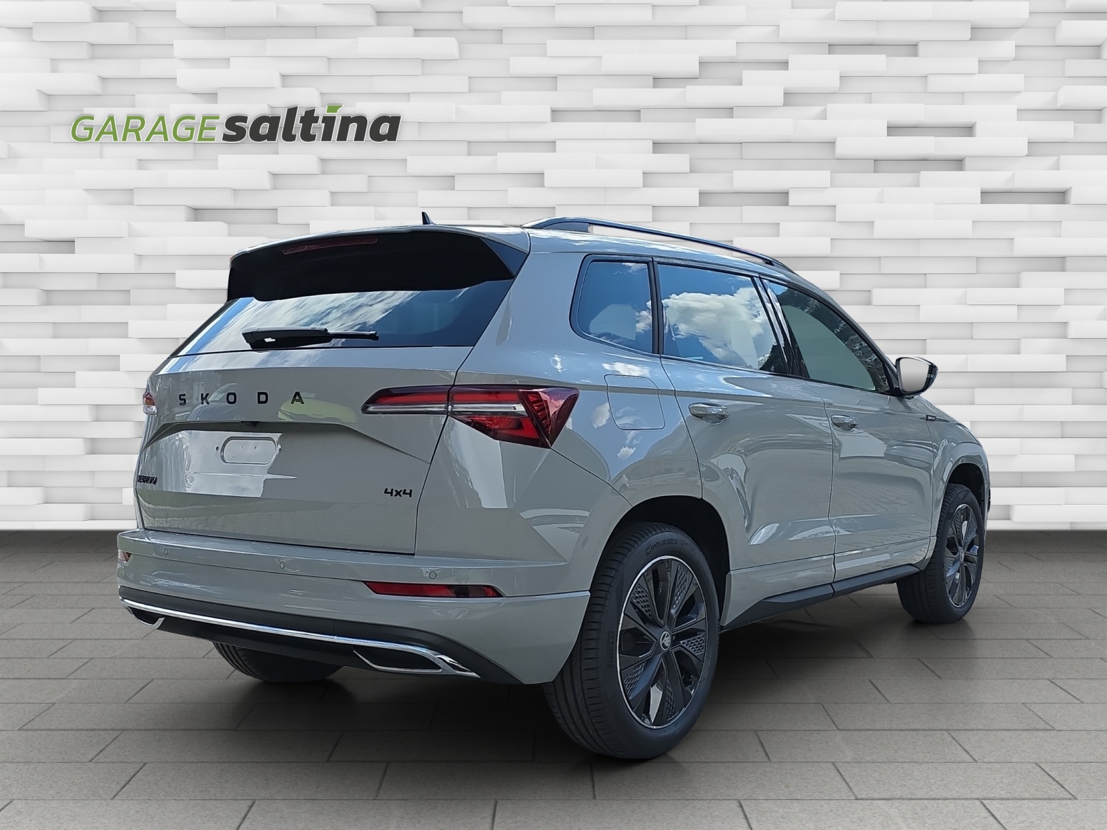 SKODA Karoq 2.0 TSI Dynamic Limited Edition 4x4 DSG-image-2