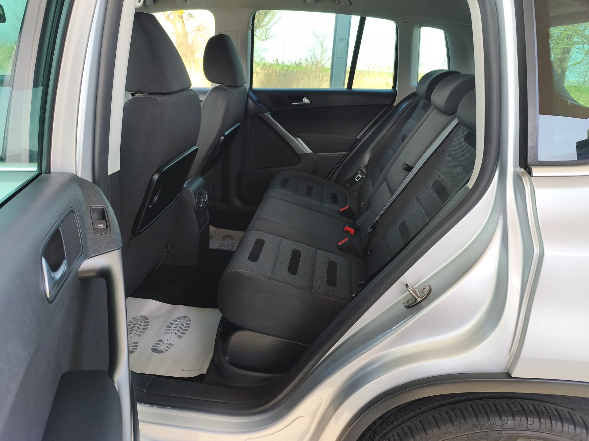 VW Tiguan 2.0 TSI Sport&Style Tiptronic-image-11