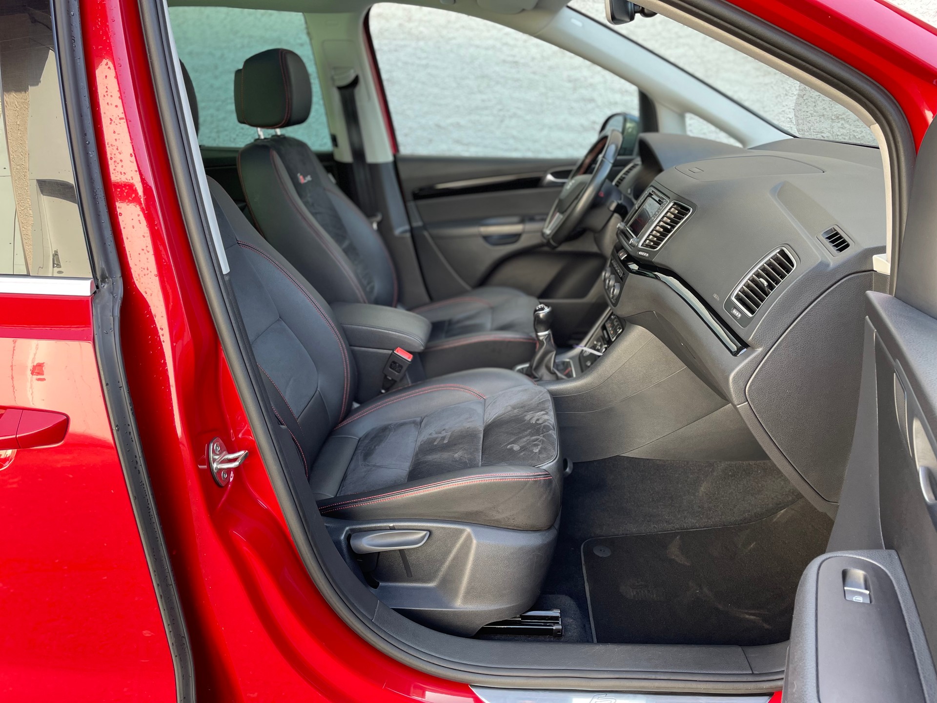 SEAT Alhambra 2.0 TDI FR Line-image-17