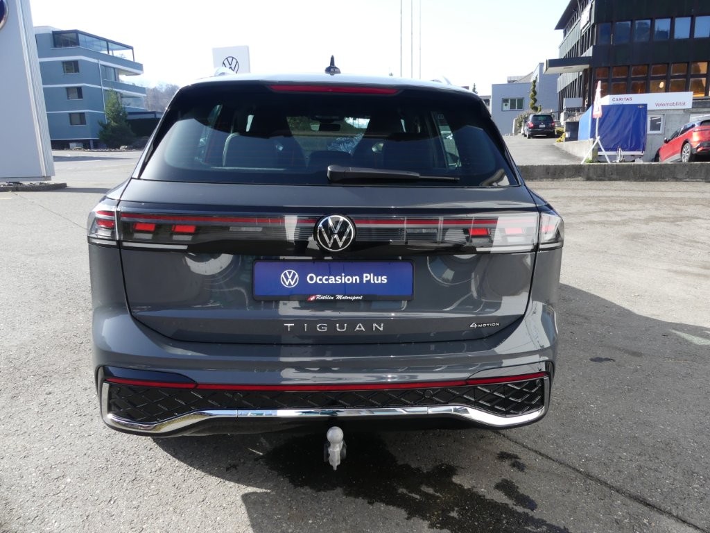 VW Tiguan 2.0 TDI SCR R-Line 4Motion DSG-image-2