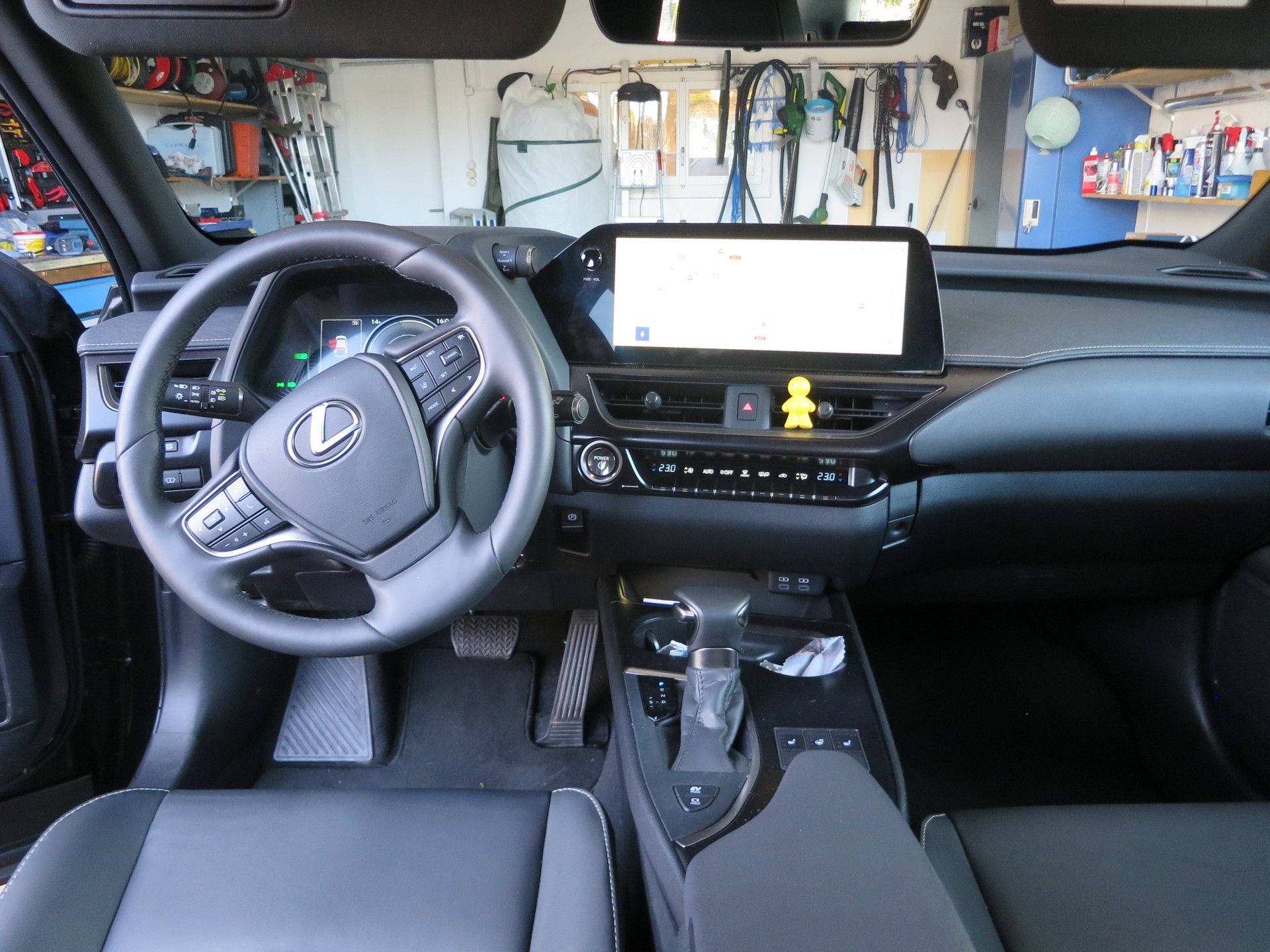 LEXUS 250 H F Line-image-2