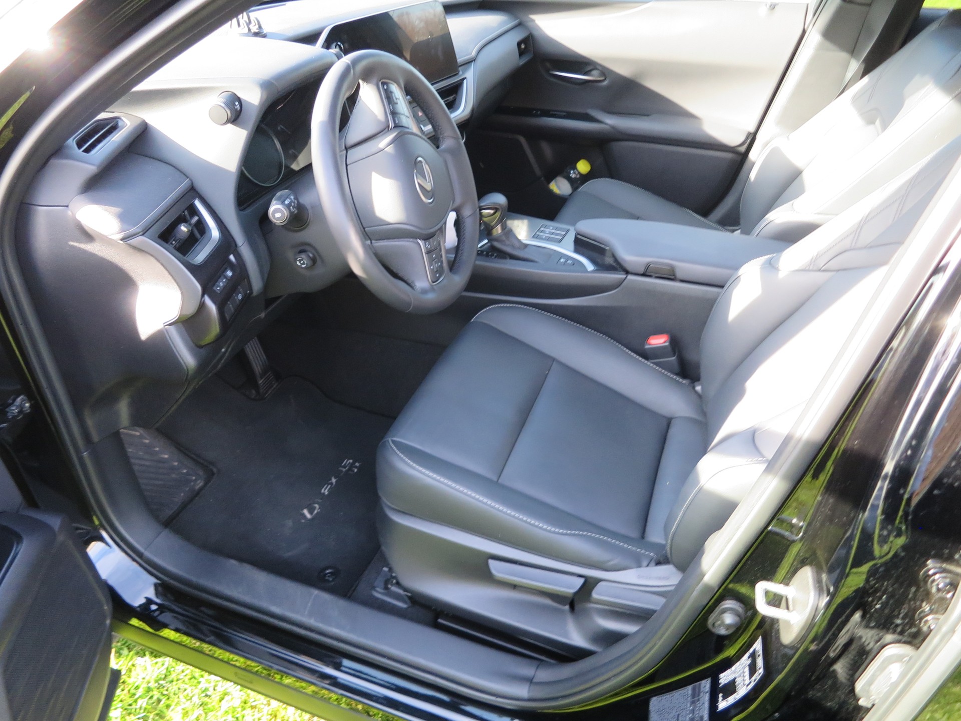 LEXUS 250 H F Line-image-3