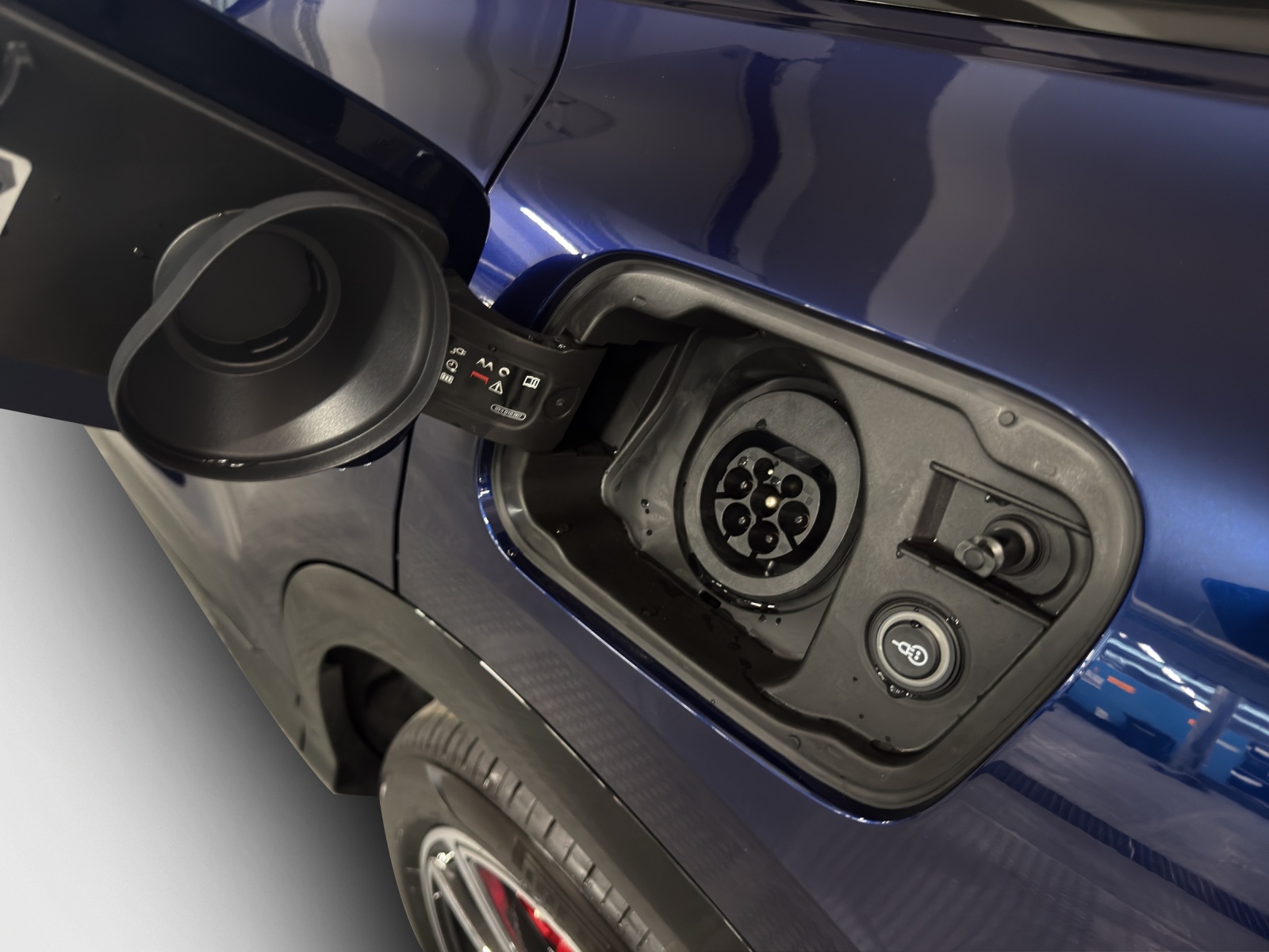 AUDI Q5 e-hybrid quattro 270 kW S-tronic-image-15