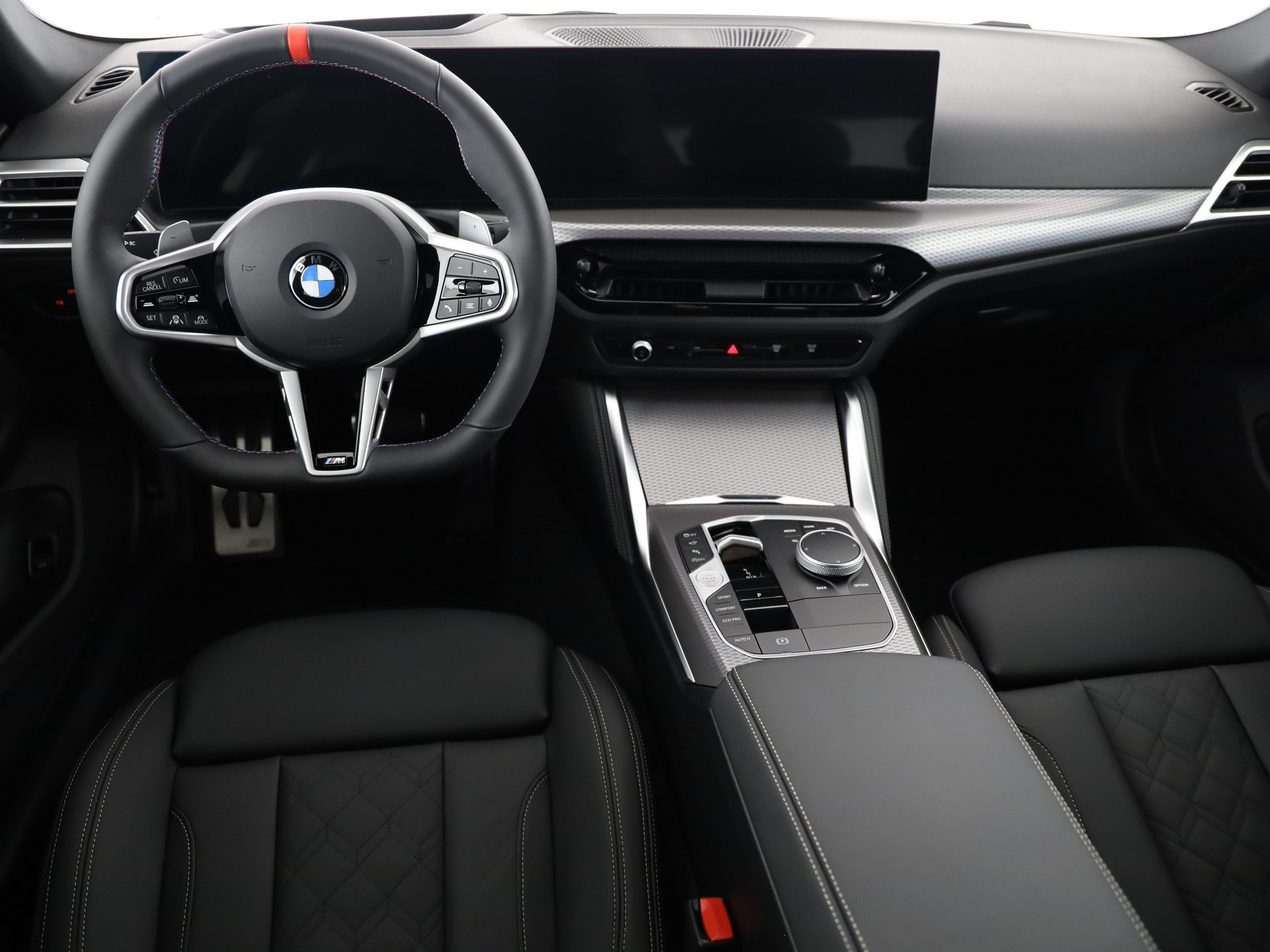 BMW M440i xDrive-image-17
