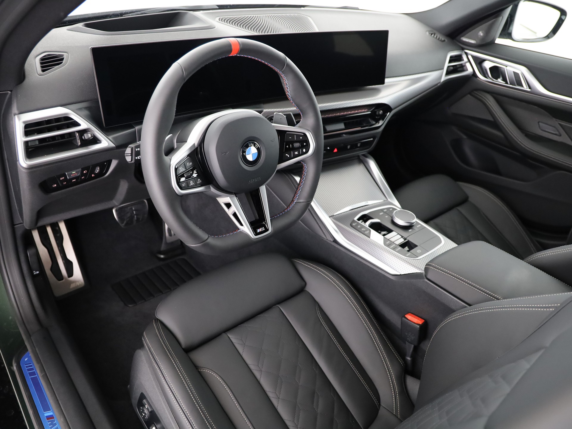 BMW M440i xDrive-image-9